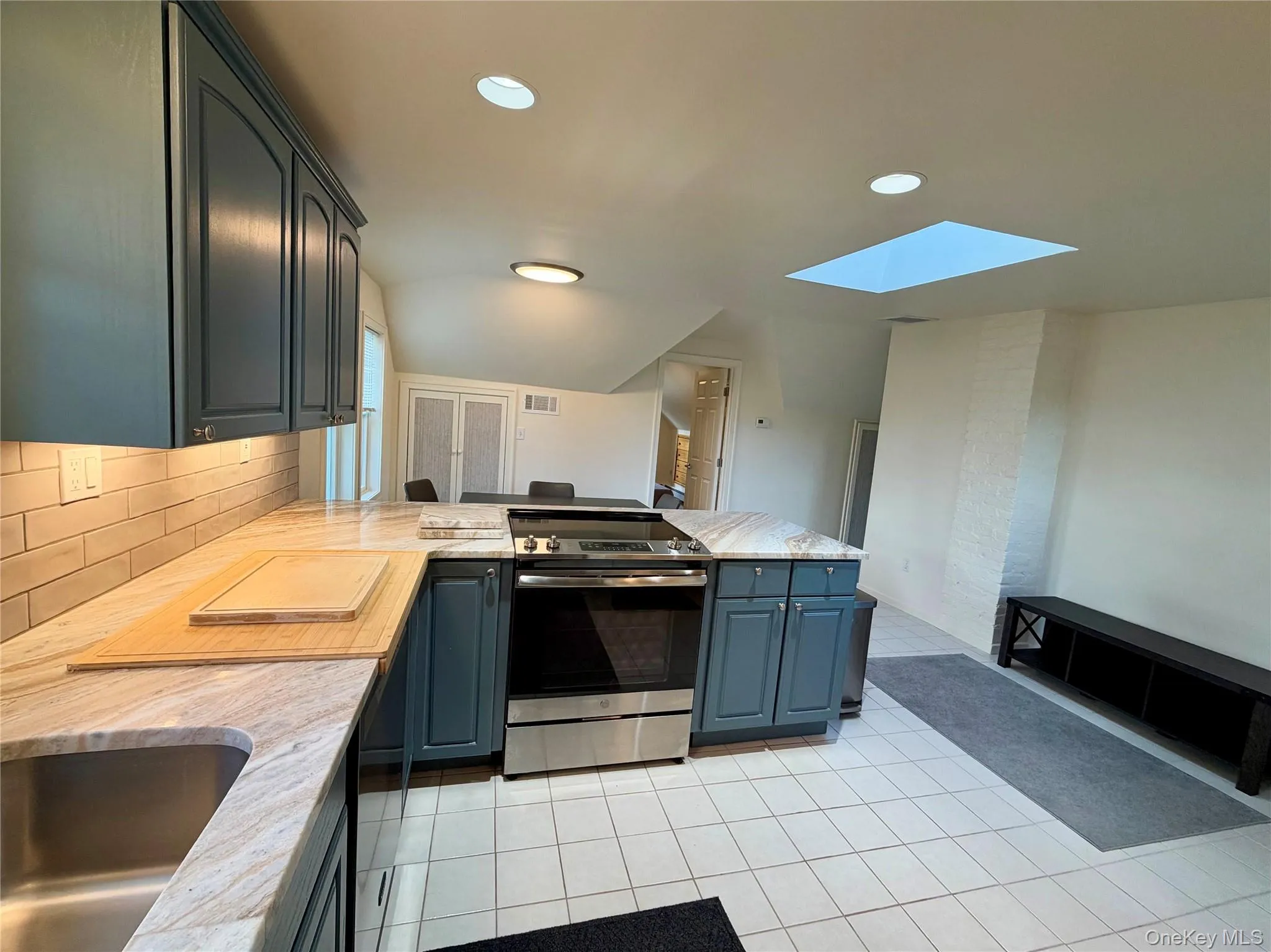 9 Lafayette Street, Cortlandt, NY, 1 Bedroom Bedrooms, 4 Room Rooms,1 BathroomBathrooms,Residential Lease,For Rent,Lafayette,0,1055076 9 Lafayette Street, Cortlandt, NY, 1 Bedroom Bedrooms, 4 Room Rooms,1 BathroomBathrooms,Residential Lease,For Rent,Lafayette,0,1055076