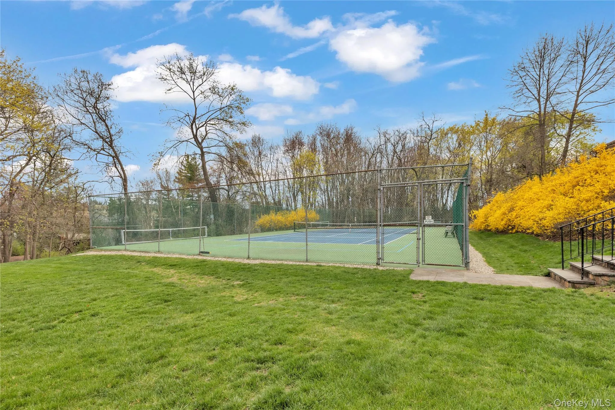 Tennis Court & Pickleball! Tennis Court & Pickleball!