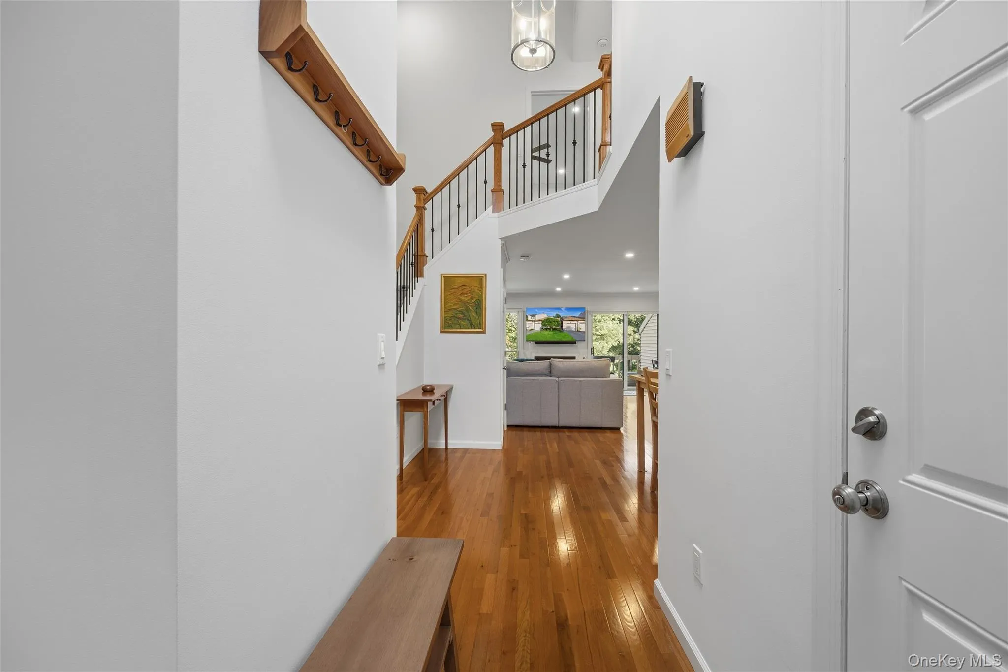 Recently renovated with an open main floor layout with hardwood floors & crisp finishes for a modern aesthetic. Recently renovated with an open main floor layout with hardwood floors & crisp finishes for a modern aesthetic.