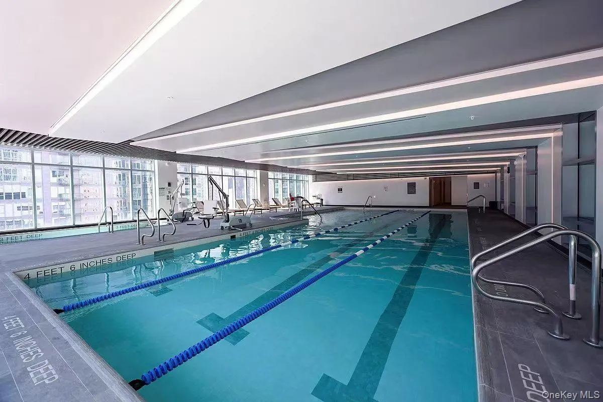 13327 39th Avenue, New York, NY, 1 Bedroom Bedrooms, 3 Rooms Rooms,1 BathroomBathrooms,Residential,For Rent,39th,0,1055084 13327 39th Avenue, New York, NY, 1 Bedroom Bedrooms, 3 Rooms Rooms,1 BathroomBathrooms,Residential,For Rent,39th,0,1055084