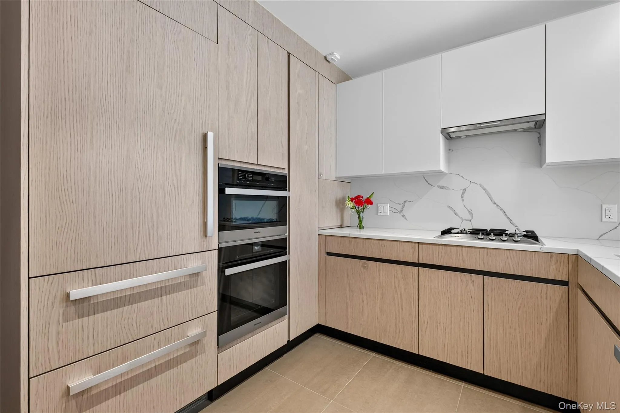 13327 39th Avenue, New York, NY, 1 Bedroom Bedrooms, 3 Rooms Rooms,1 BathroomBathrooms,Residential,For Rent,39th,0,1055084 13327 39th Avenue, New York, NY, 1 Bedroom Bedrooms, 3 Rooms Rooms,1 BathroomBathrooms,Residential,For Rent,39th,0,1055084