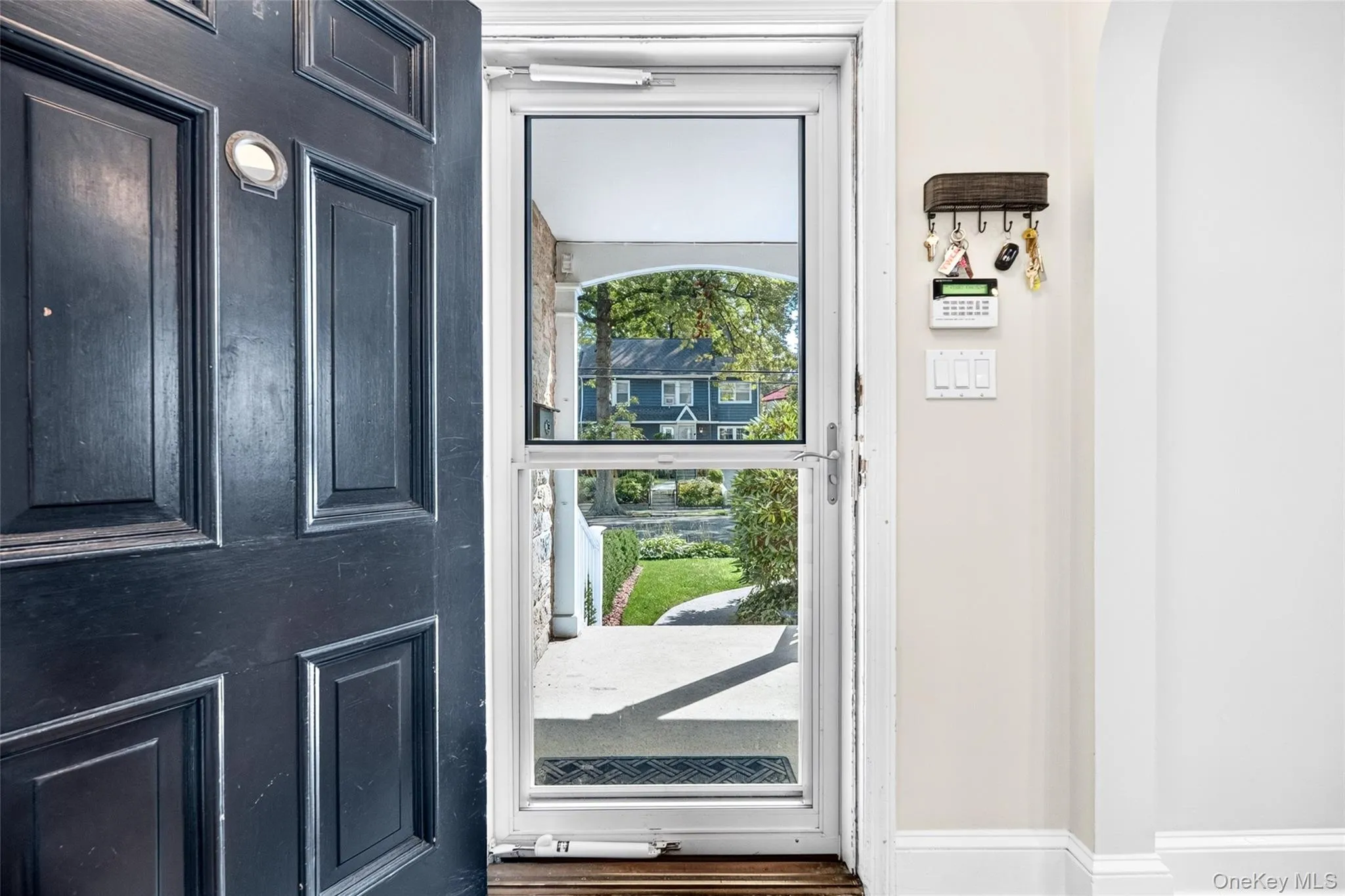 34 Smith Avenue, White Plains, NY, 4 Bedrooms Bedrooms, 7 Rooms Rooms,2 BathroomsBathrooms,Residential,For Rent,Smith,0,1055087 34 Smith Avenue, White Plains, NY, 4 Bedrooms Bedrooms, 7 Rooms Rooms,2 BathroomsBathrooms,Residential,For Rent,Smith,0,1055087