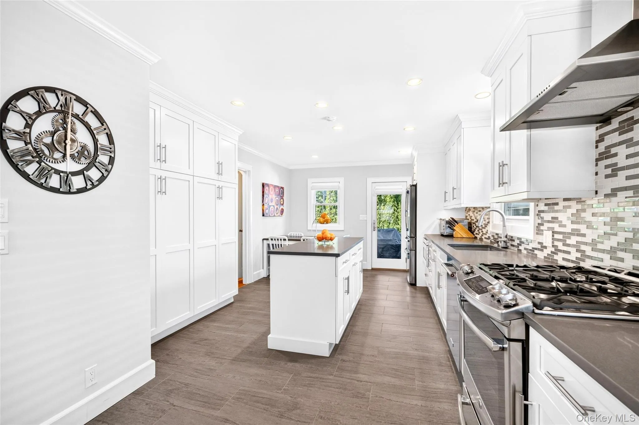 34 Smith Avenue, White Plains, NY, 4 Bedrooms Bedrooms, 7 Rooms Rooms,2 BathroomsBathrooms,Residential,For Rent,Smith,0,1055087 34 Smith Avenue, White Plains, NY, 4 Bedrooms Bedrooms, 7 Rooms Rooms,2 BathroomsBathrooms,Residential,For Rent,Smith,0,1055087