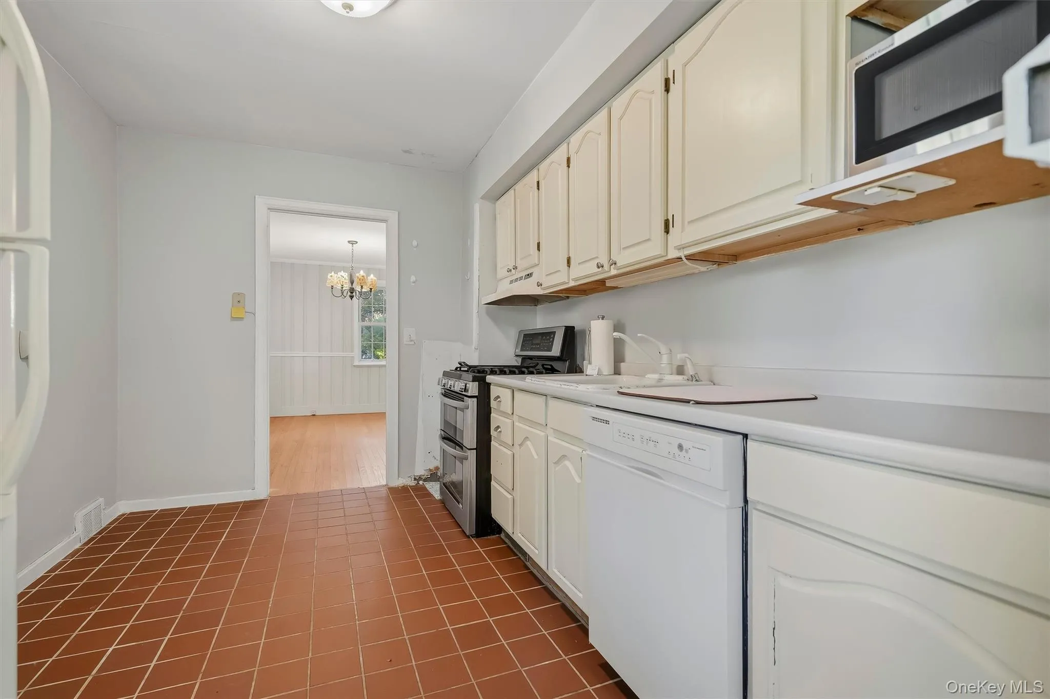 514 Round Lake Park Road, Monroe, NY, 3 Bedrooms Bedrooms, 8 Rooms Rooms,2 BathroomsBathrooms,Residential,For Rent,Round Lake Park,0,1055089 514 Round Lake Park Road, Monroe, NY, 3 Bedrooms Bedrooms, 8 Rooms Rooms,2 BathroomsBathrooms,Residential,For Rent,Round Lake Park,0,1055089