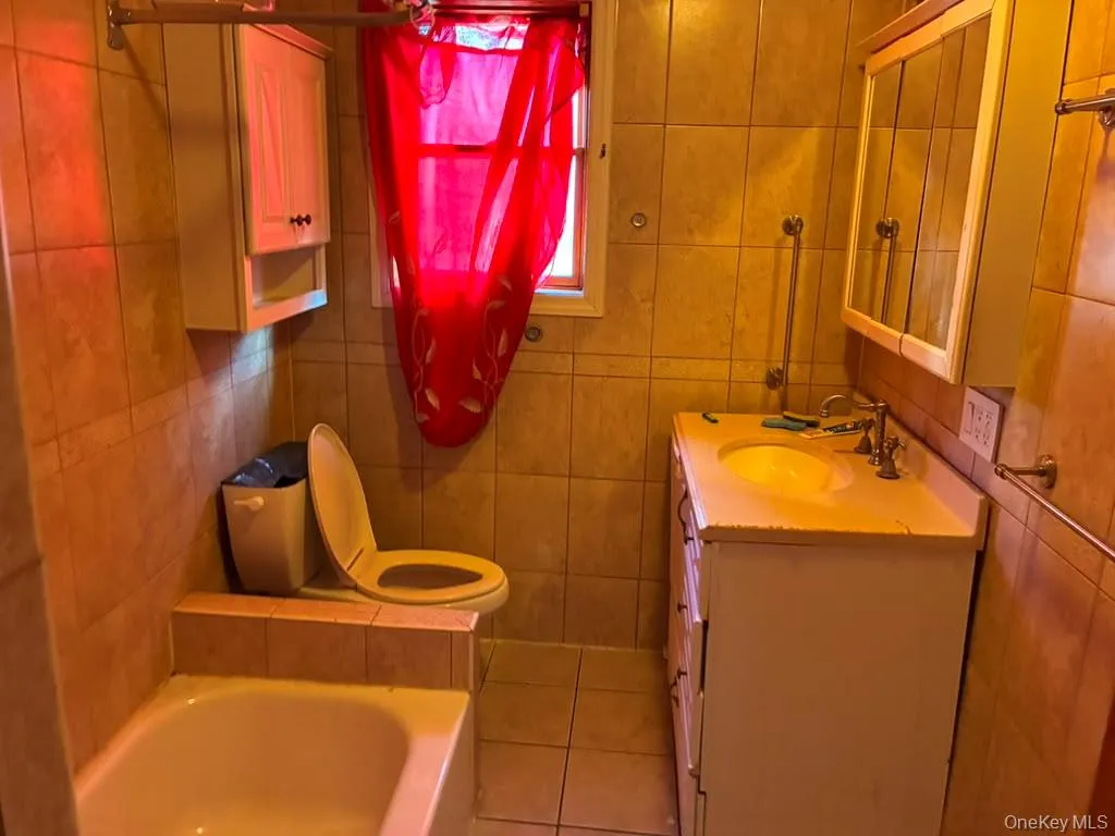 112-06 91st Avenue, New York, NY, 4 Bedrooms Bedrooms, 15 Rooms Rooms,1 BathroomBathrooms,Residential,For Rent,91st,0,1055091 112-06 91st Avenue, New York, NY, 4 Bedrooms Bedrooms, 15 Rooms Rooms,1 BathroomBathrooms,Residential,For Rent,91st,0,1055091