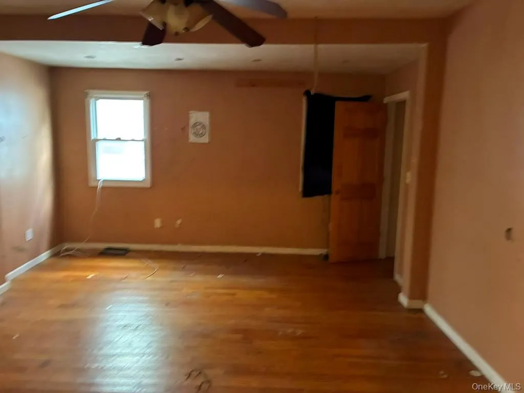 112-06 91st Avenue, New York, NY, 4 Bedrooms Bedrooms, 15 Rooms Rooms,1 BathroomBathrooms,Residential,For Rent,91st,0,1055091 112-06 91st Avenue, New York, NY, 4 Bedrooms Bedrooms, 15 Rooms Rooms,1 BathroomBathrooms,Residential,For Rent,91st,0,1055091
