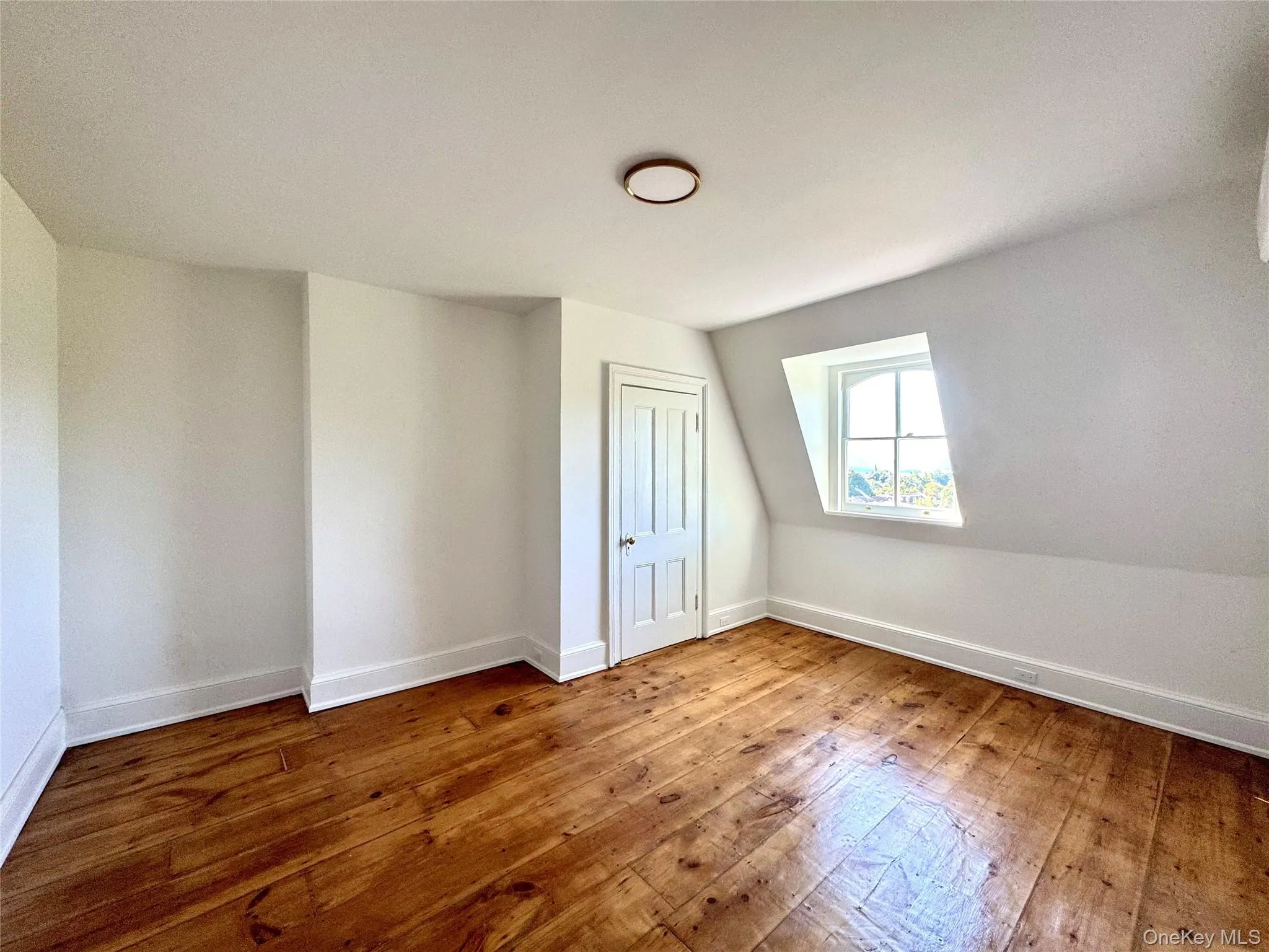 176 South Street, Newburgh (city), NY, 4 Bedrooms Bedrooms, 8 Rooms Rooms,2 BathroomsBathrooms,Residential Lease,For Rent,South,0,1055093 176 South Street, Newburgh (city), NY, 4 Bedrooms Bedrooms, 8 Rooms Rooms,2 BathroomsBathrooms,Residential Lease,For Rent,South,0,1055093