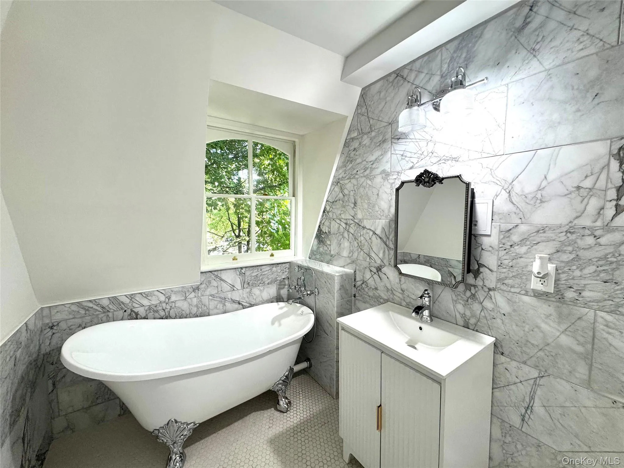 176 South Street, Newburgh (city), NY, 4 Bedrooms Bedrooms, 8 Rooms Rooms,2 BathroomsBathrooms,Residential Lease,For Rent,South,0,1055093 176 South Street, Newburgh (city), NY, 4 Bedrooms Bedrooms, 8 Rooms Rooms,2 BathroomsBathrooms,Residential Lease,For Rent,South,0,1055093
