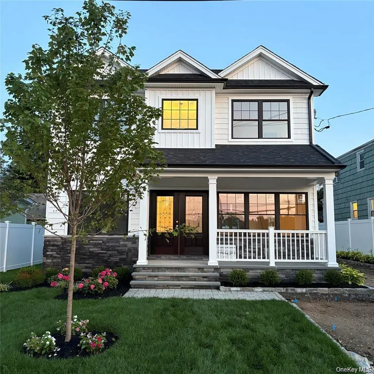 51 Willis Avenue, Oyster Bay, NY, 5 Bedrooms Bedrooms, 9 Rooms Rooms,3 BathroomsBathrooms,Residential,For Rent,Willis,0,1055098 51 Willis Avenue, Oyster Bay, NY, 5 Bedrooms Bedrooms, 9 Rooms Rooms,3 BathroomsBathrooms,Residential,For Rent,Willis,0,1055098