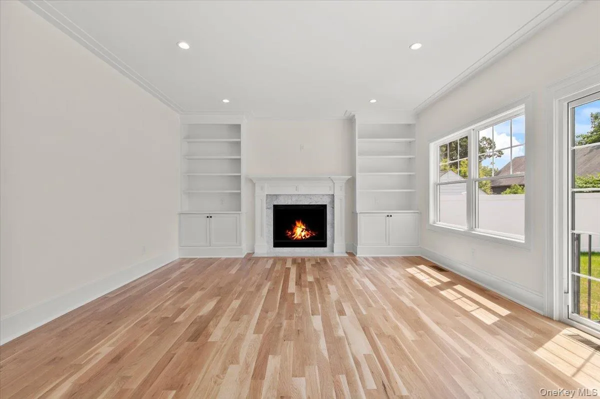 51 Willis Avenue, Oyster Bay, NY, 5 Bedrooms Bedrooms, 9 Rooms Rooms,3 BathroomsBathrooms,Residential,For Rent,Willis,0,1055098 51 Willis Avenue, Oyster Bay, NY, 5 Bedrooms Bedrooms, 9 Rooms Rooms,3 BathroomsBathrooms,Residential,For Rent,Willis,0,1055098