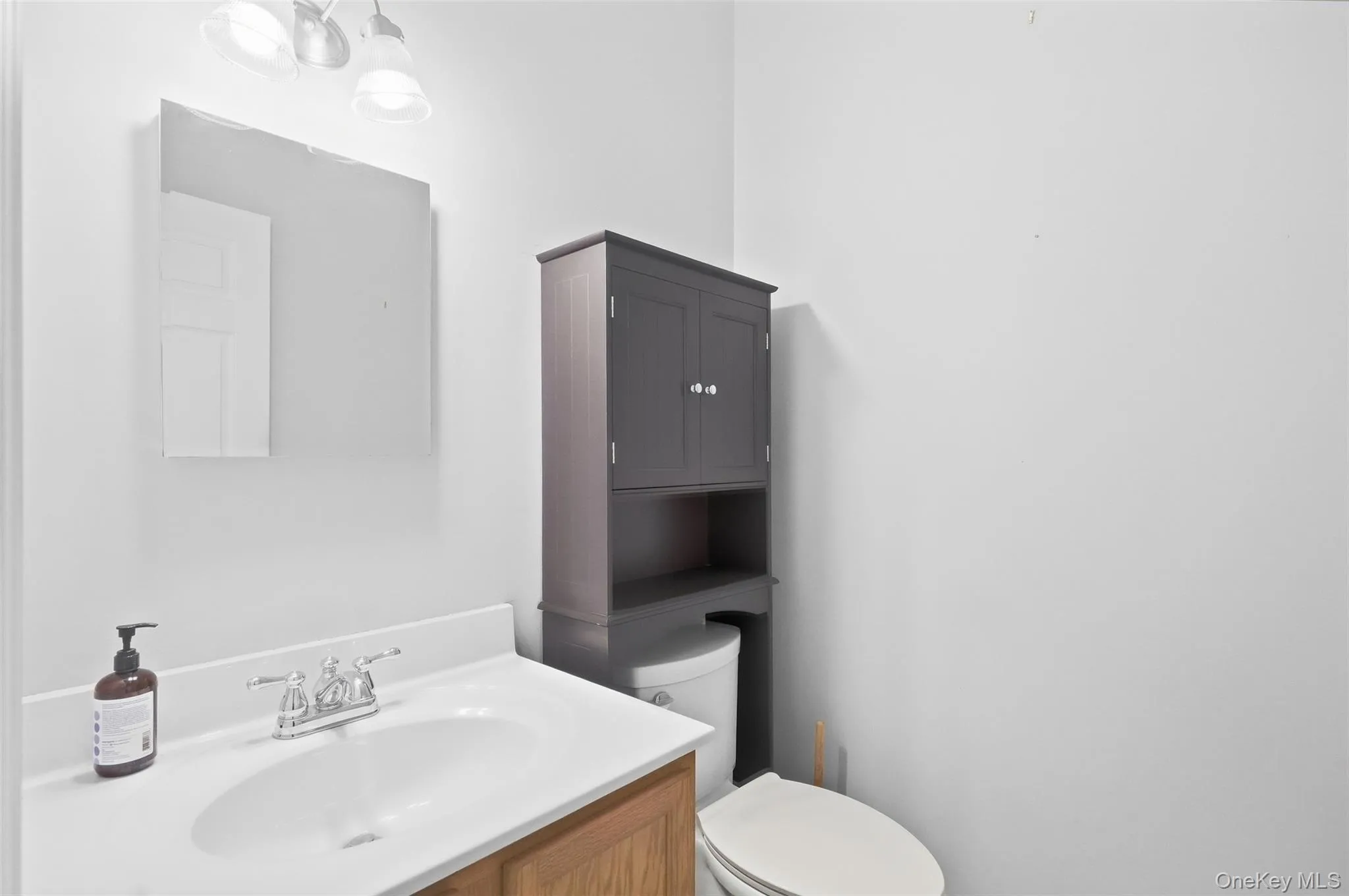 59 Carney Road, Esopus, NY, 3 Bedrooms Bedrooms, 11 Rooms Rooms,2 BathroomsBathrooms,Residential,For Rent,Carney,0,1055099 59 Carney Road, Esopus, NY, 3 Bedrooms Bedrooms, 11 Rooms Rooms,2 BathroomsBathrooms,Residential,For Rent,Carney,0,1055099