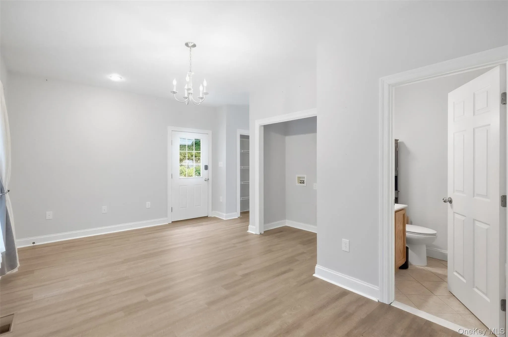 59 Carney Road, Esopus, NY, 3 Bedrooms Bedrooms, 11 Rooms Rooms,2 BathroomsBathrooms,Residential,For Rent,Carney,0,1055099 59 Carney Road, Esopus, NY, 3 Bedrooms Bedrooms, 11 Rooms Rooms,2 BathroomsBathrooms,Residential,For Rent,Carney,0,1055099