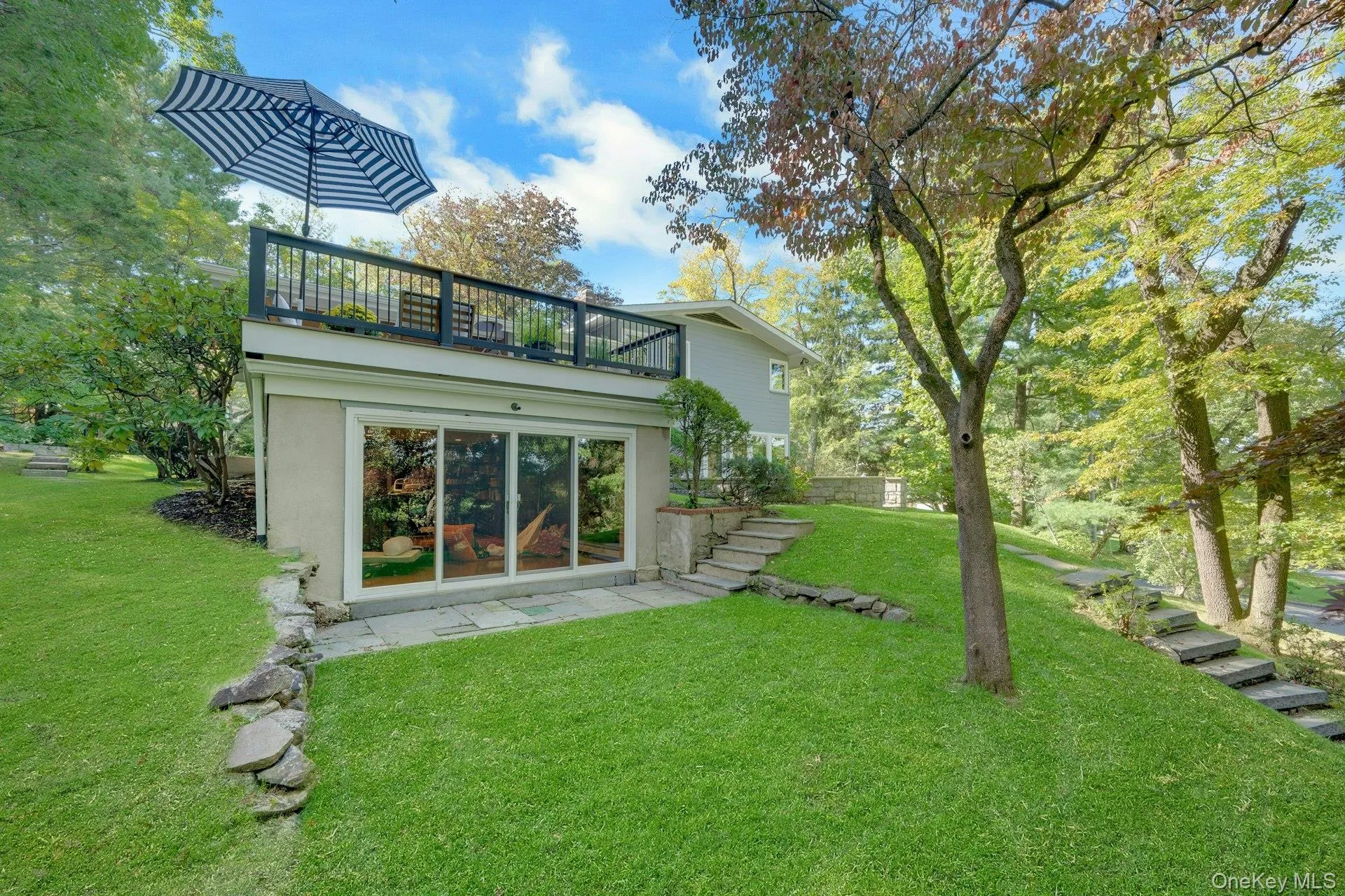 1 Leone Close, Greenburgh, NY, 4 Bedrooms Bedrooms, 11 Rooms Rooms,3 BathroomsBathrooms,Residential,For Rent,Leone,0,1055102 1 Leone Close, Greenburgh, NY, 4 Bedrooms Bedrooms, 11 Rooms Rooms,3 BathroomsBathrooms,Residential,For Rent,Leone,0,1055102