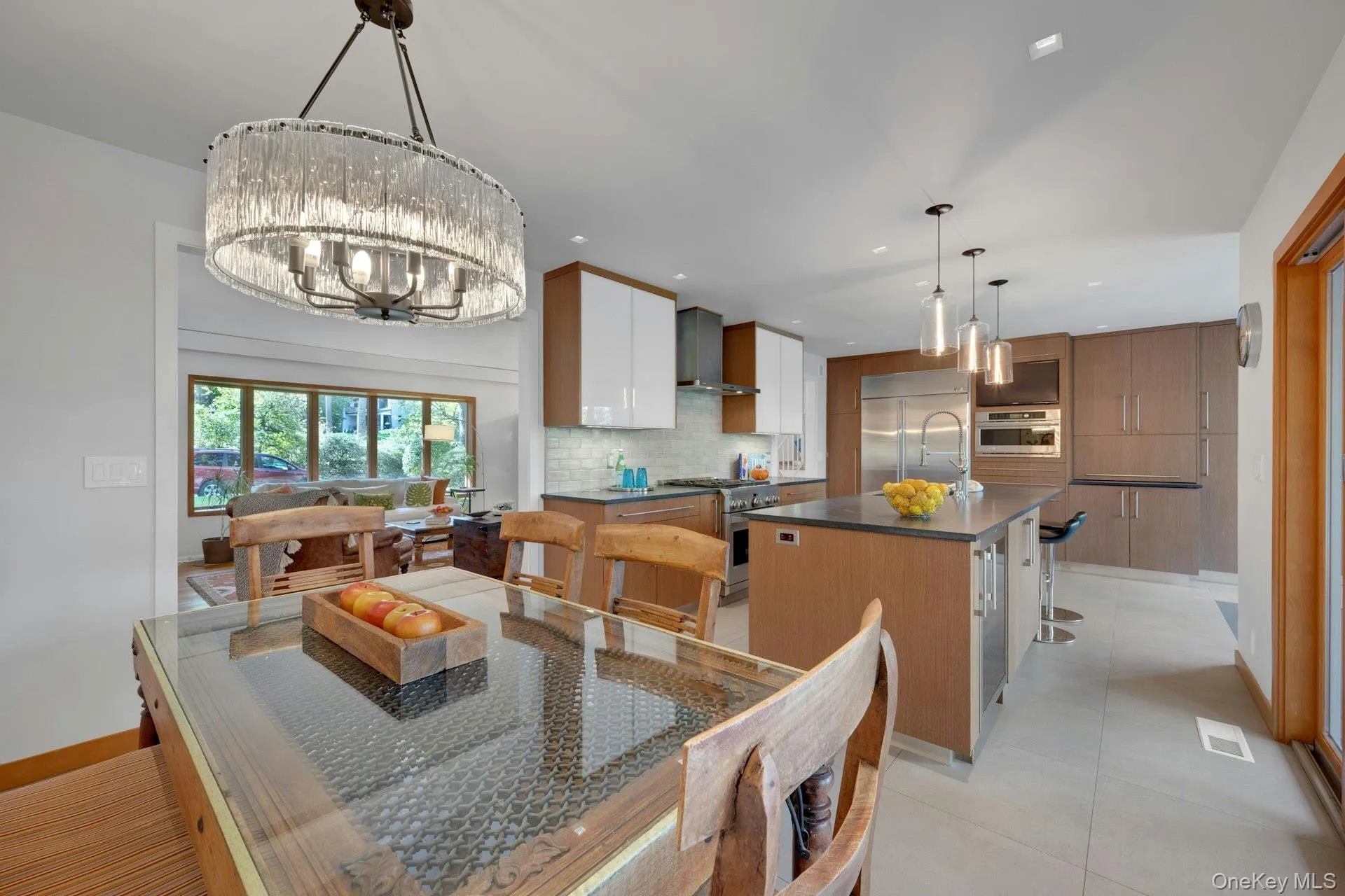 1 Leone Close, Greenburgh, NY, 4 Bedrooms Bedrooms, 11 Rooms Rooms,3 BathroomsBathrooms,Residential,For Rent,Leone,0,1055102 1 Leone Close, Greenburgh, NY, 4 Bedrooms Bedrooms, 11 Rooms Rooms,3 BathroomsBathrooms,Residential,For Rent,Leone,0,1055102