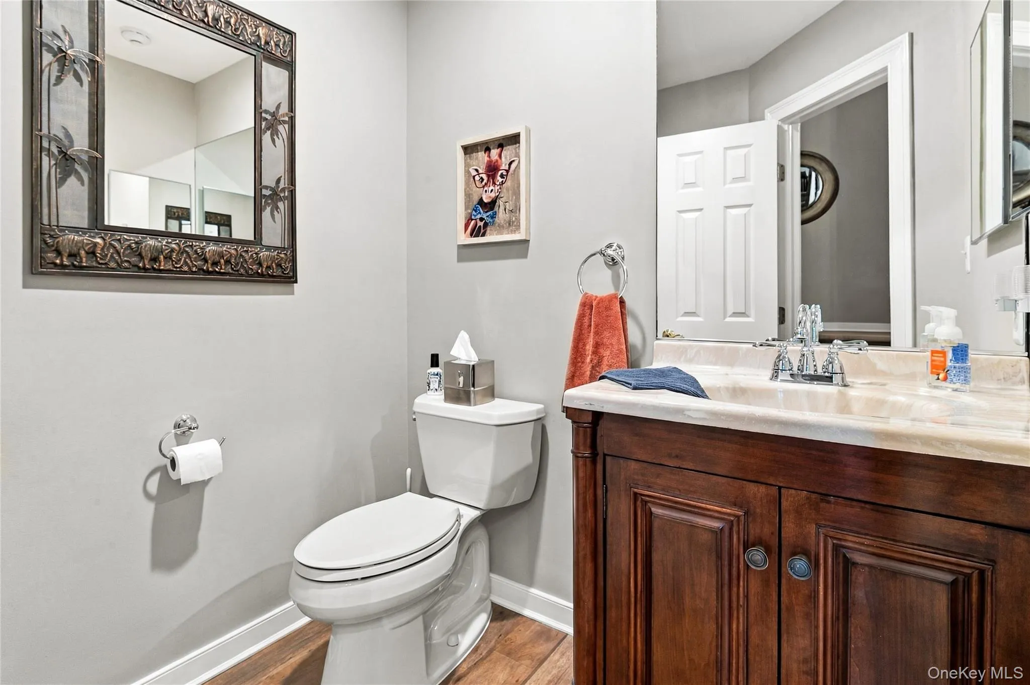 Bathrooom Bathrooom