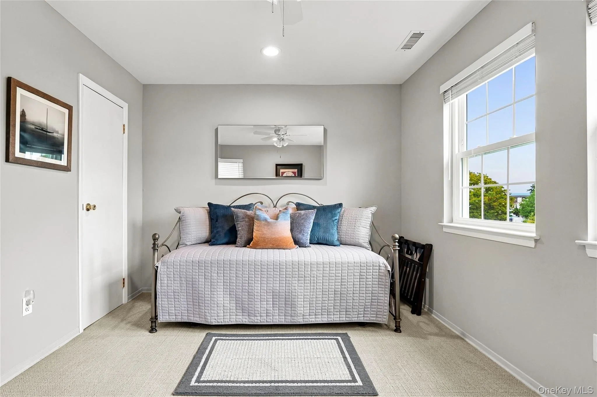 Bedroom Bedroom