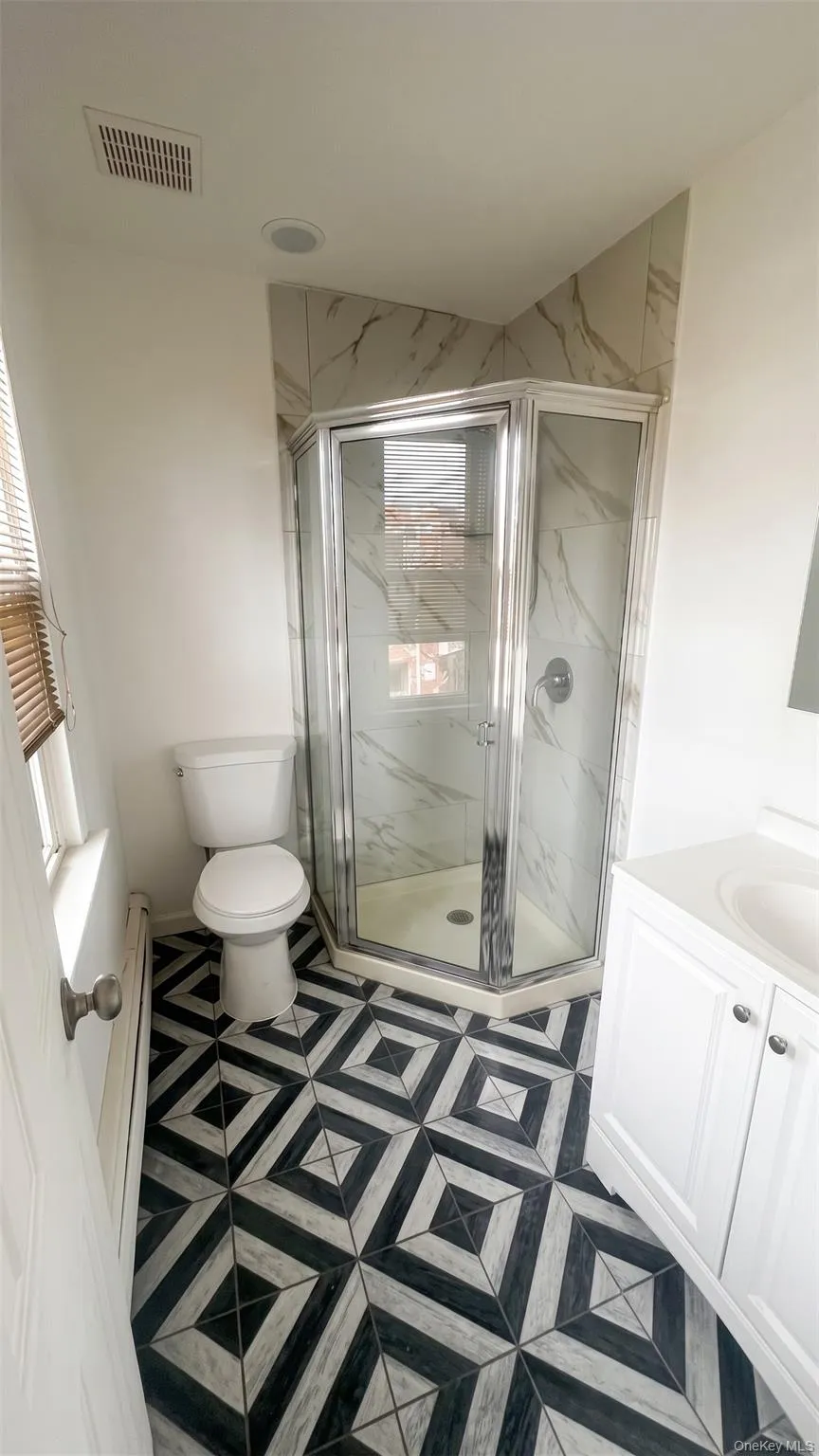 480 Westbury Avenue, North Hempstead, NY, 1 Bedroom Bedrooms, 2 Room Rooms,1 BathroomBathrooms,Residential Lease,For Rent,Westbury,0,1055107 480 Westbury Avenue, North Hempstead, NY, 1 Bedroom Bedrooms, 2 Room Rooms,1 BathroomBathrooms,Residential Lease,For Rent,Westbury,0,1055107