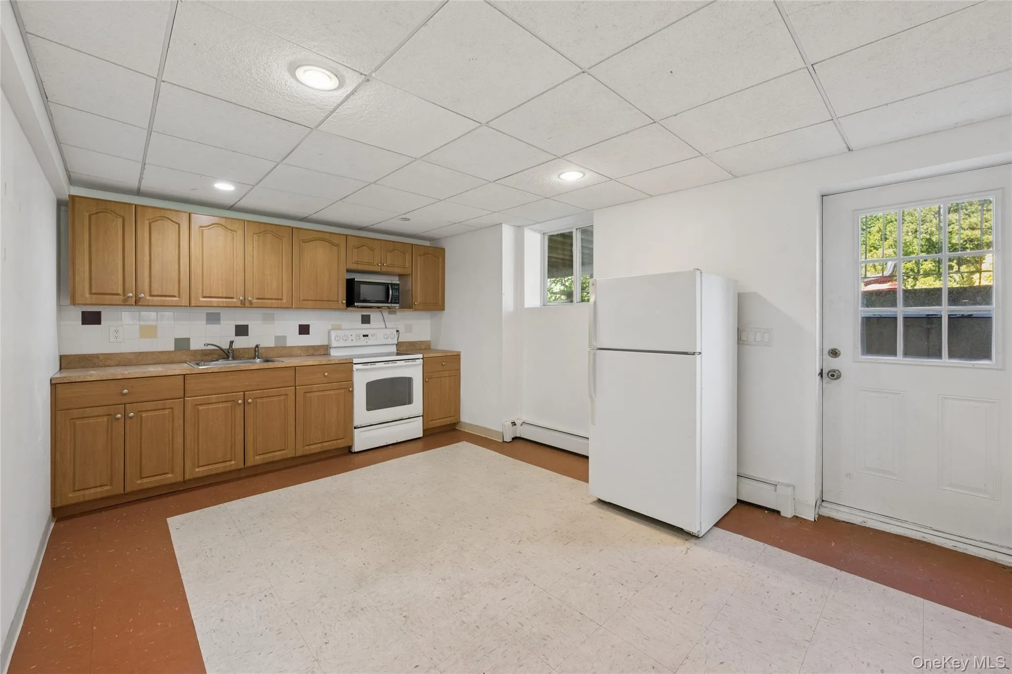 471 Southport Street, Islip, NY, 5 Bedrooms Bedrooms, 10 Rooms Rooms,3 BathroomsBathrooms,Residential,For Rent,Southport,0,1055112 471 Southport Street, Islip, NY, 5 Bedrooms Bedrooms, 10 Rooms Rooms,3 BathroomsBathrooms,Residential,For Rent,Southport,0,1055112