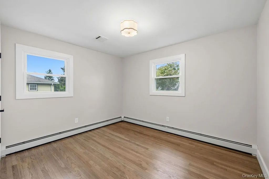 132 Conger Avenue, Clarkstown, NY, 4 Bedrooms Bedrooms, 13 Rooms Rooms,3 BathroomsBathrooms,Residential,For Rent,Conger,0,1055115 132 Conger Avenue, Clarkstown, NY, 4 Bedrooms Bedrooms, 13 Rooms Rooms,3 BathroomsBathrooms,Residential,For Rent,Conger,0,1055115