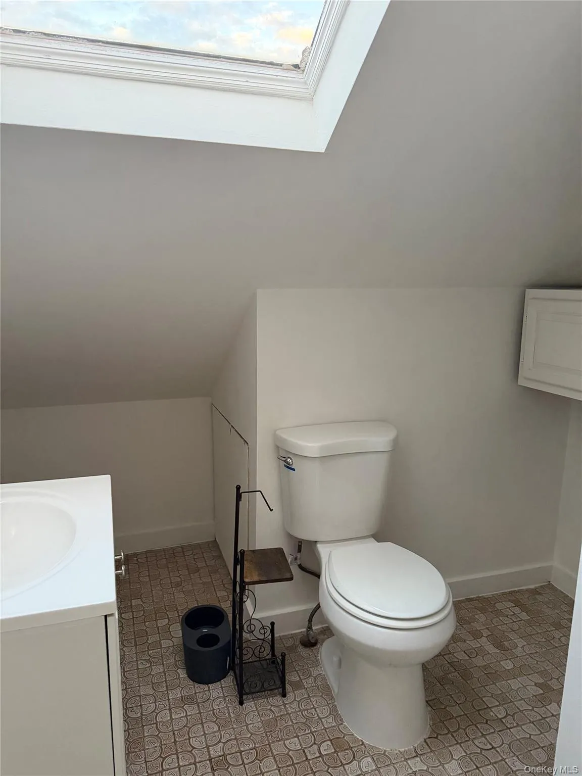 11 Acre Lane, Oyster Bay, NY, 4 Bedrooms Bedrooms, 6 Rooms Rooms,2 BathroomsBathrooms,Residential Lease,For Rent,Acre,0,1055119 11 Acre Lane, Oyster Bay, NY, 4 Bedrooms Bedrooms, 6 Rooms Rooms,2 BathroomsBathrooms,Residential Lease,For Rent,Acre,0,1055119