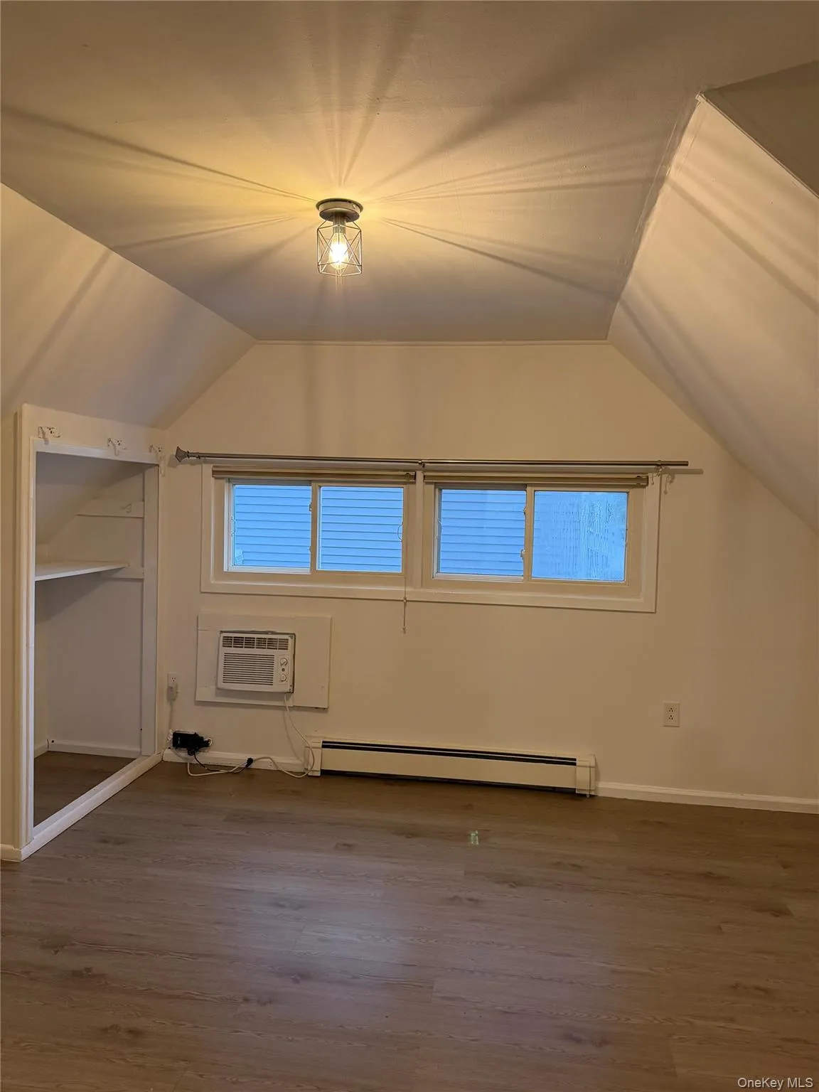 11 Acre Lane, Oyster Bay, NY, 4 Bedrooms Bedrooms, 6 Rooms Rooms,2 BathroomsBathrooms,Residential Lease,For Rent,Acre,0,1055119 11 Acre Lane, Oyster Bay, NY, 4 Bedrooms Bedrooms, 6 Rooms Rooms,2 BathroomsBathrooms,Residential Lease,For Rent,Acre,0,1055119