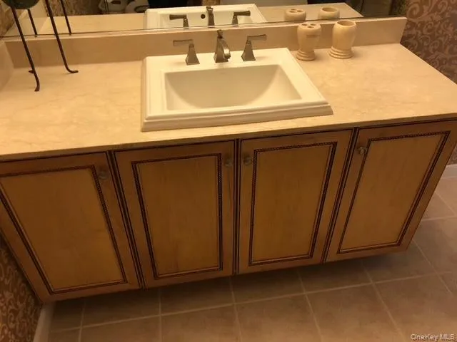 7219 Sandy Dune Way, New York, NY, 3 Bedroom Bedrooms, 10 Room Rooms,2 BathroomBathrooms,Residential Lease,For Rent,Sandy Dune,0,1055120 7219 Sandy Dune Way, New York, NY, 3 Bedroom Bedrooms, 10 Room Rooms,2 BathroomBathrooms,Residential Lease,For Rent,Sandy Dune,0,1055120