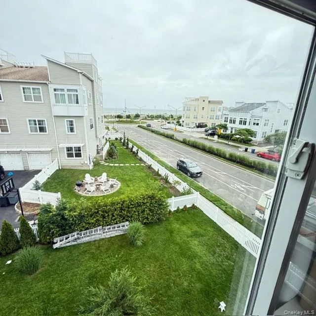 7219 Sandy Dune Way, New York, NY, 3 Bedroom Bedrooms, 10 Room Rooms,2 BathroomBathrooms,Residential Lease,For Rent,Sandy Dune,0,1055120 7219 Sandy Dune Way, New York, NY, 3 Bedroom Bedrooms, 10 Room Rooms,2 BathroomBathrooms,Residential Lease,For Rent,Sandy Dune,0,1055120