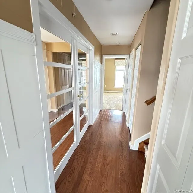 7219 Sandy Dune Way, New York, NY, 3 Bedroom Bedrooms, 10 Room Rooms,2 BathroomBathrooms,Residential Lease,For Rent,Sandy Dune,0,1055120 7219 Sandy Dune Way, New York, NY, 3 Bedroom Bedrooms, 10 Room Rooms,2 BathroomBathrooms,Residential Lease,For Rent,Sandy Dune,0,1055120
