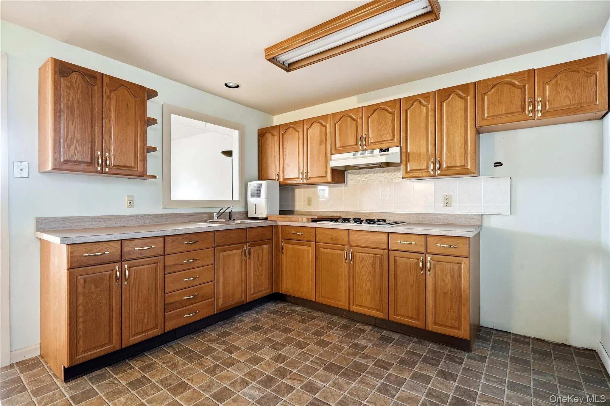 21 Lisa Court, Brookhaven, NY, 3 Bedrooms Bedrooms, 7 Rooms Rooms,2 BathroomsBathrooms,Residential,For Rent,Lisa,0,1055121 21 Lisa Court, Brookhaven, NY, 3 Bedrooms Bedrooms, 7 Rooms Rooms,2 BathroomsBathrooms,Residential,For Rent,Lisa,0,1055121