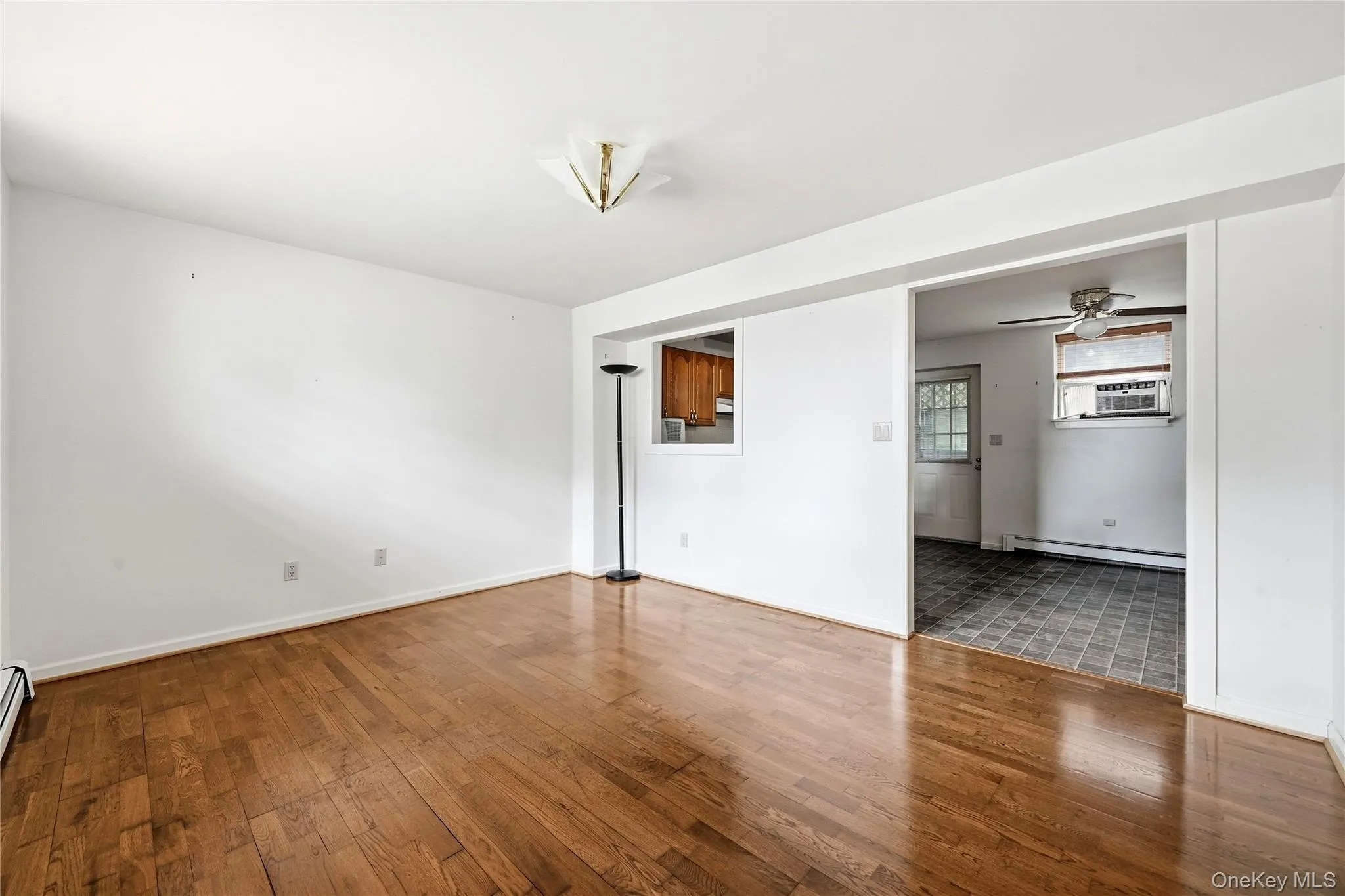 21 Lisa Court, Brookhaven, NY, 3 Bedrooms Bedrooms, 7 Rooms Rooms,2 BathroomsBathrooms,Residential,For Rent,Lisa,0,1055121 21 Lisa Court, Brookhaven, NY, 3 Bedrooms Bedrooms, 7 Rooms Rooms,2 BathroomsBathrooms,Residential,For Rent,Lisa,0,1055121