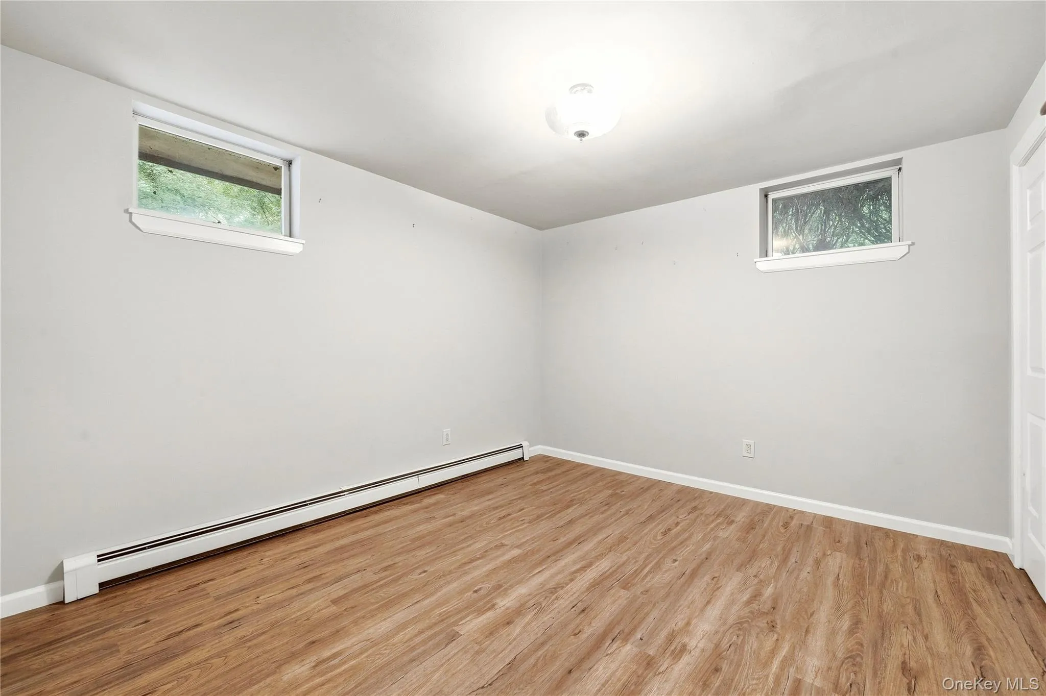 21 Lisa Court, Brookhaven, NY, 3 Bedrooms Bedrooms, 7 Rooms Rooms,2 BathroomsBathrooms,Residential,For Rent,Lisa,0,1055121 21 Lisa Court, Brookhaven, NY, 3 Bedrooms Bedrooms, 7 Rooms Rooms,2 BathroomsBathrooms,Residential,For Rent,Lisa,0,1055121