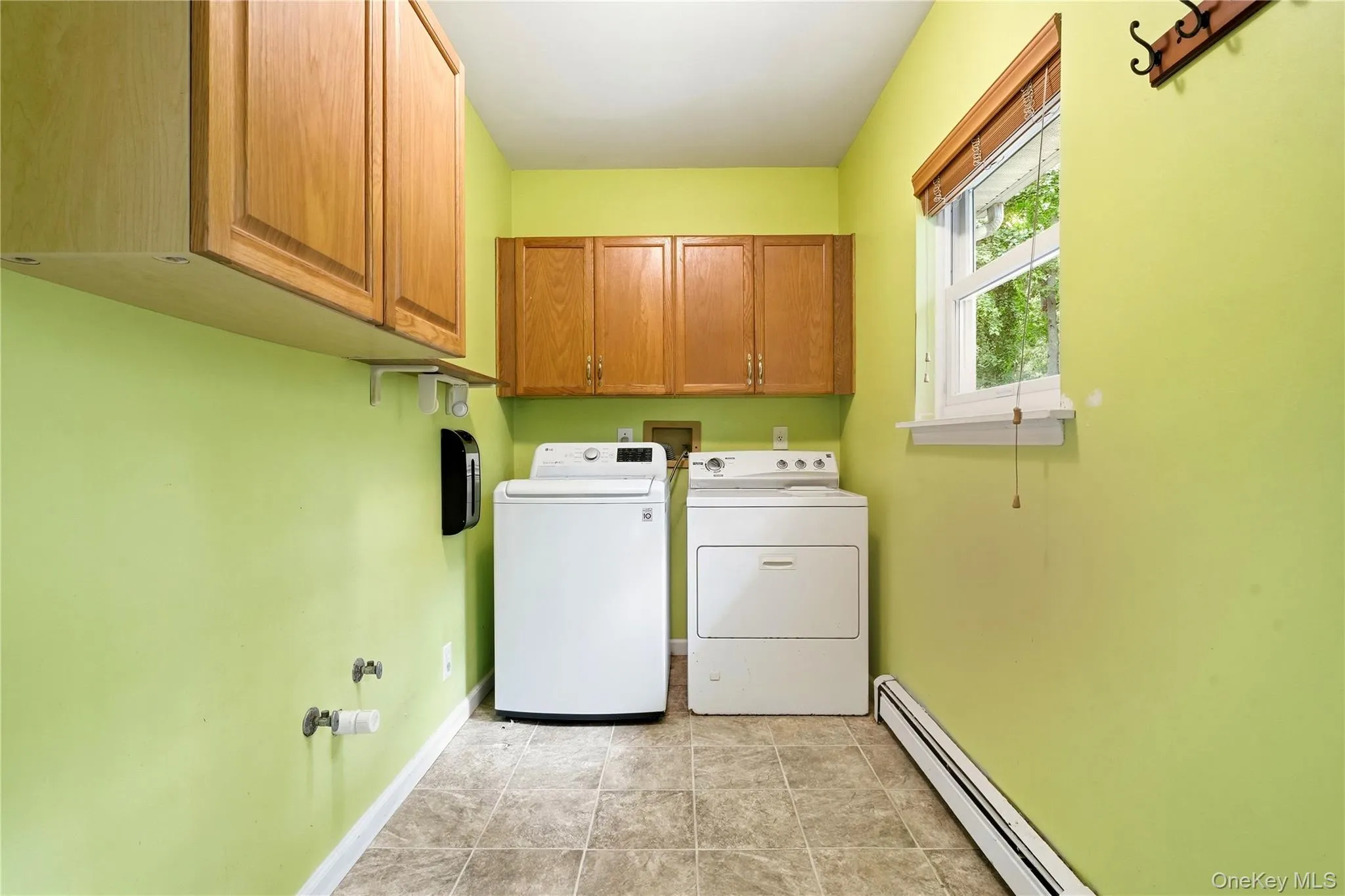 21 Lisa Court, Brookhaven, NY, 3 Bedrooms Bedrooms, 7 Rooms Rooms,2 BathroomsBathrooms,Residential,For Rent,Lisa,0,1055121 21 Lisa Court, Brookhaven, NY, 3 Bedrooms Bedrooms, 7 Rooms Rooms,2 BathroomsBathrooms,Residential,For Rent,Lisa,0,1055121