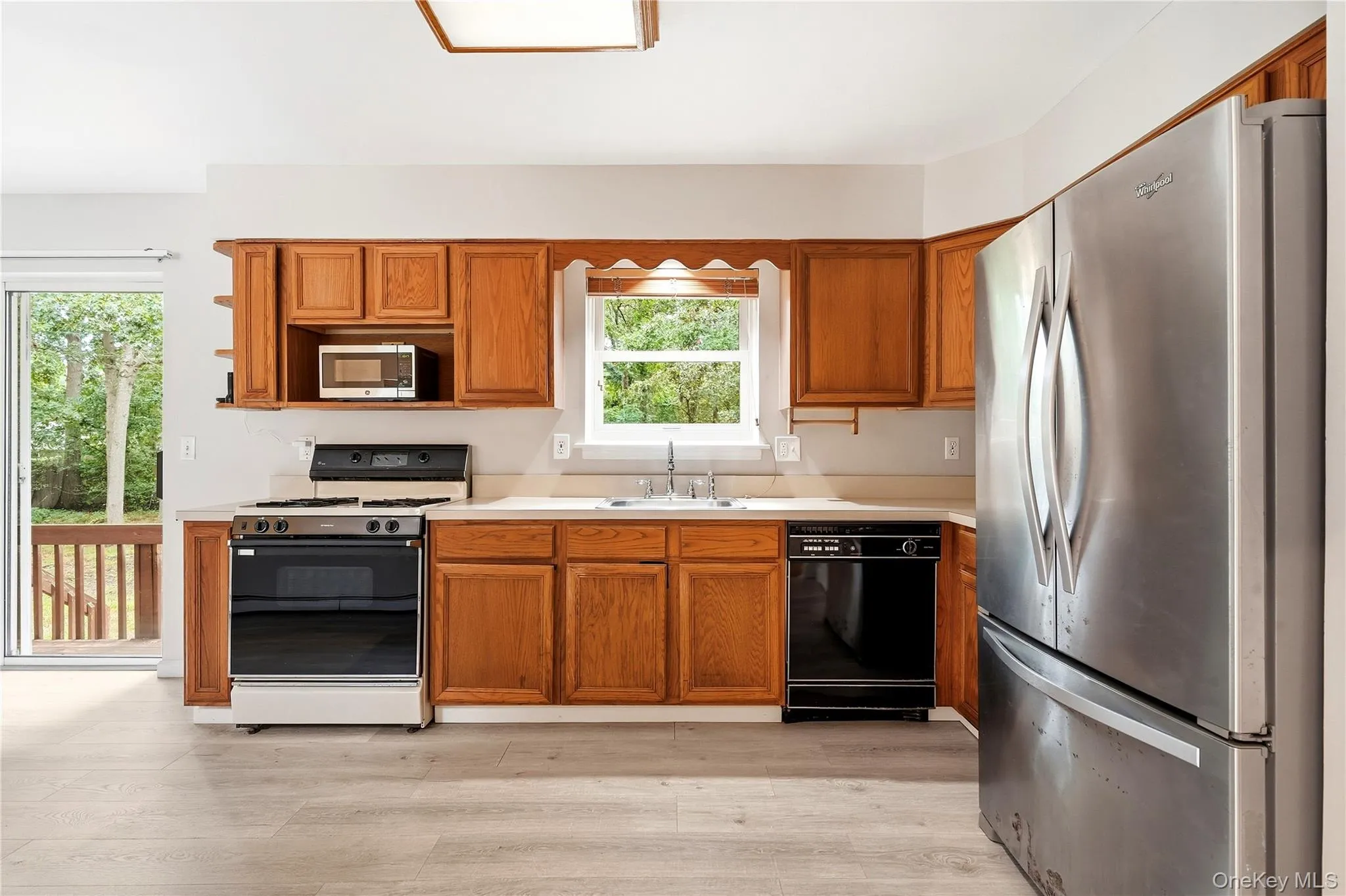 21 Lisa Court, Brookhaven, NY, 3 Bedrooms Bedrooms, 7 Rooms Rooms,2 BathroomsBathrooms,Residential,For Rent,Lisa,0,1055121 21 Lisa Court, Brookhaven, NY, 3 Bedrooms Bedrooms, 7 Rooms Rooms,2 BathroomsBathrooms,Residential,For Rent,Lisa,0,1055121