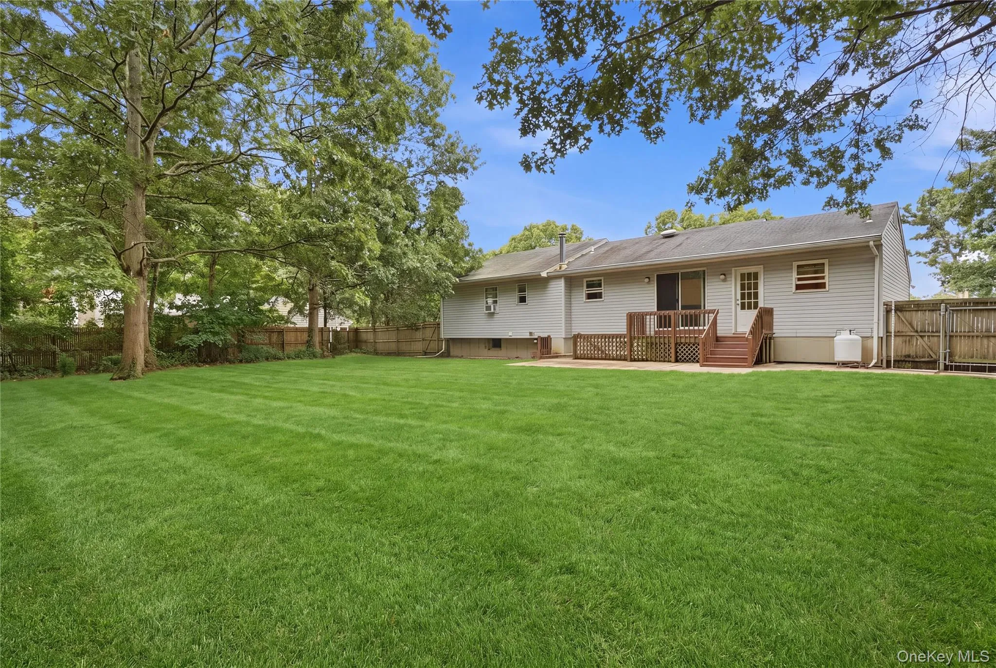 21 Lisa Court, Brookhaven, NY, 3 Bedrooms Bedrooms, 7 Rooms Rooms,2 BathroomsBathrooms,Residential,For Rent,Lisa,0,1055121 21 Lisa Court, Brookhaven, NY, 3 Bedrooms Bedrooms, 7 Rooms Rooms,2 BathroomsBathrooms,Residential,For Rent,Lisa,0,1055121