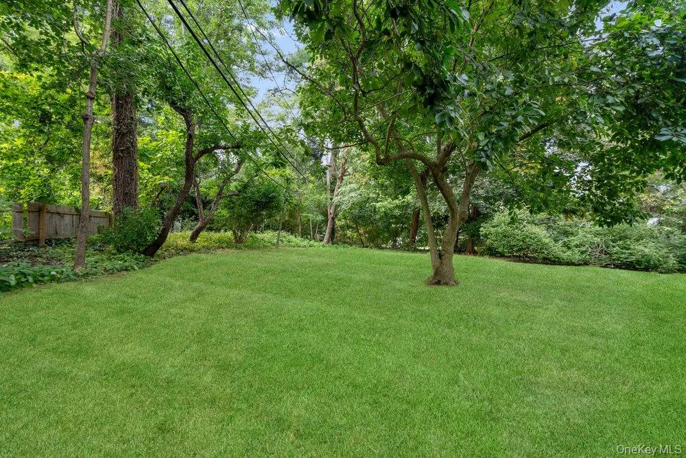 40 Pool Drive, North Hempstead, NY, 4 Bedrooms Bedrooms, 3 Rooms Rooms,3 BathroomsBathrooms,Residential Lease,For Rent,Pool,0,1055122 40 Pool Drive, North Hempstead, NY, 4 Bedrooms Bedrooms, 3 Rooms Rooms,3 BathroomsBathrooms,Residential Lease,For Rent,Pool,0,1055122