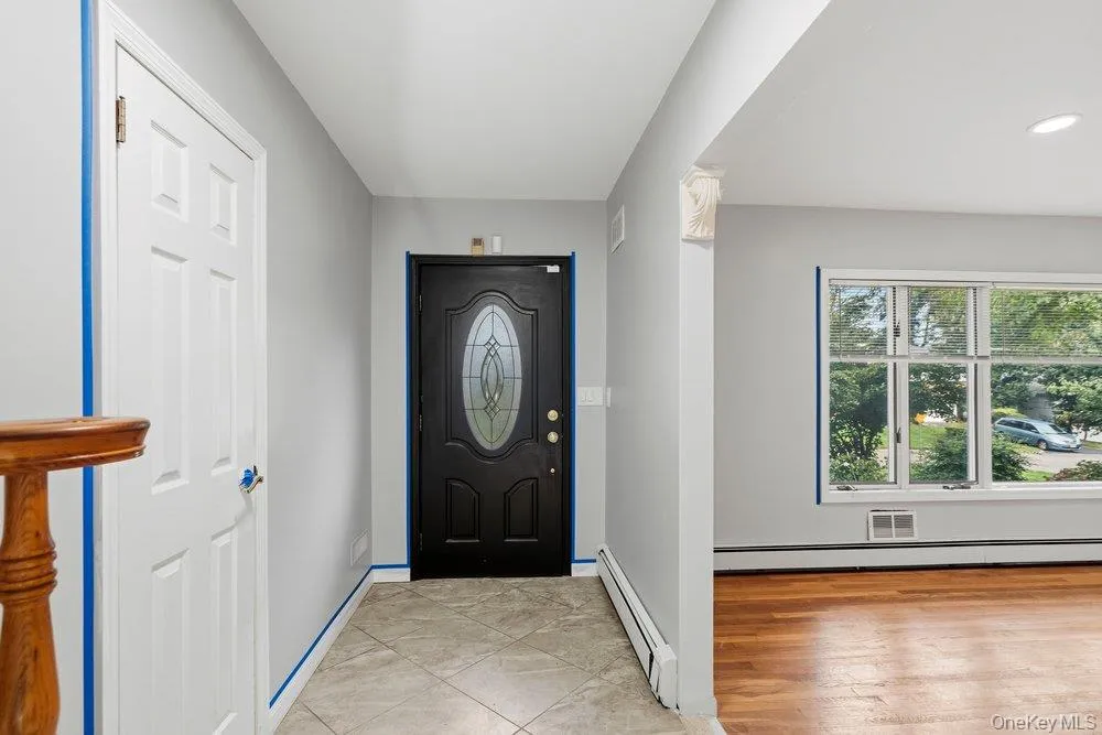 40 Pool Drive, North Hempstead, NY, 4 Bedrooms Bedrooms, 3 Rooms Rooms,3 BathroomsBathrooms,Residential Lease,For Rent,Pool,0,1055122 40 Pool Drive, North Hempstead, NY, 4 Bedrooms Bedrooms, 3 Rooms Rooms,3 BathroomsBathrooms,Residential Lease,For Rent,Pool,0,1055122