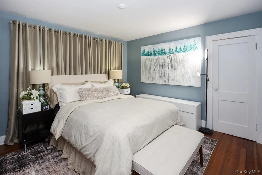 88-38 197th Street, New York, NY, 2 Bedrooms Bedrooms, 5 Rooms Rooms,2 BathroomsBathrooms,Residential,For Rent,197th,0,1055128 88-38 197th Street, New York, NY, 2 Bedrooms Bedrooms, 5 Rooms Rooms,2 BathroomsBathrooms,Residential,For Rent,197th,0,1055128