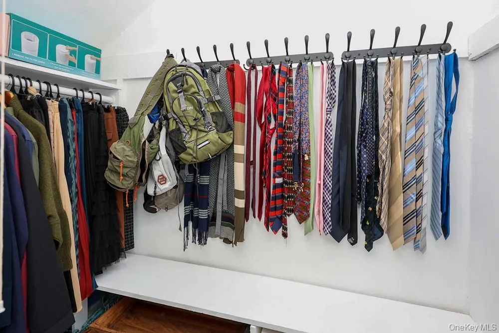 88-38 197th Street, New York, NY, 2 Bedrooms Bedrooms, 5 Rooms Rooms,2 BathroomsBathrooms,Residential,For Rent,197th,0,1055128 88-38 197th Street, New York, NY, 2 Bedrooms Bedrooms, 5 Rooms Rooms,2 BathroomsBathrooms,Residential,For Rent,197th,0,1055128