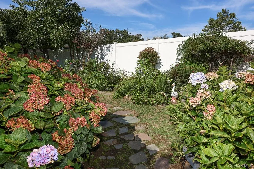 88-38 197th Street, New York, NY, 2 Bedrooms Bedrooms, 5 Rooms Rooms,2 BathroomsBathrooms,Residential,For Rent,197th,0,1055128 88-38 197th Street, New York, NY, 2 Bedrooms Bedrooms, 5 Rooms Rooms,2 BathroomsBathrooms,Residential,For Rent,197th,0,1055128