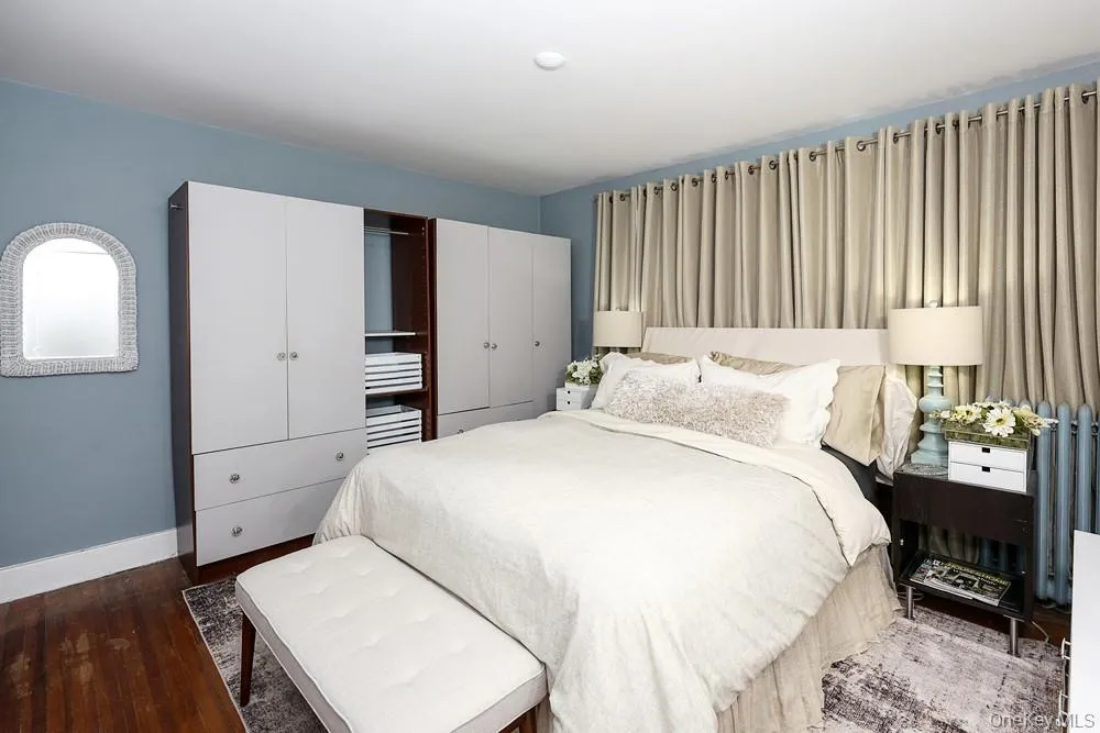 88-38 197th Street, New York, NY, 2 Bedrooms Bedrooms, 5 Rooms Rooms,2 BathroomsBathrooms,Residential,For Rent,197th,0,1055128 88-38 197th Street, New York, NY, 2 Bedrooms Bedrooms, 5 Rooms Rooms,2 BathroomsBathrooms,Residential,For Rent,197th,0,1055128