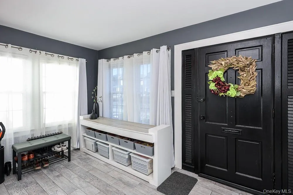88-38 197th Street, New York, NY, 2 Bedrooms Bedrooms, 5 Rooms Rooms,2 BathroomsBathrooms,Residential,For Rent,197th,0,1055128 88-38 197th Street, New York, NY, 2 Bedrooms Bedrooms, 5 Rooms Rooms,2 BathroomsBathrooms,Residential,For Rent,197th,0,1055128