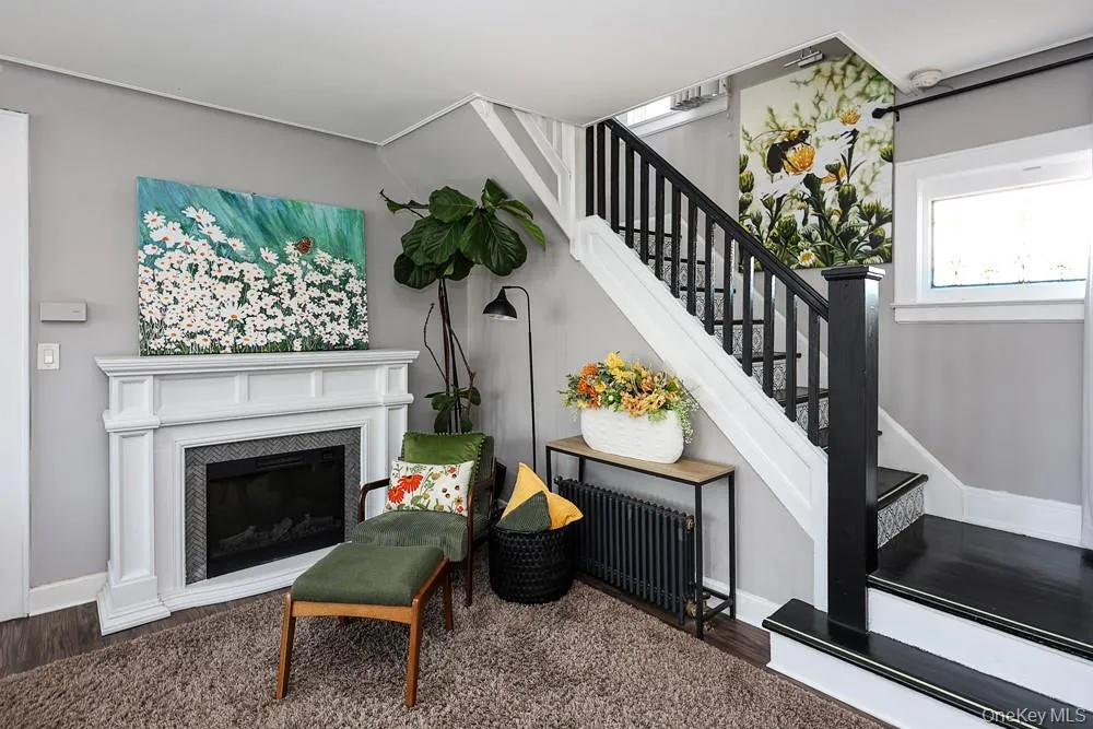 88-38 197th Street, New York, NY, 2 Bedrooms Bedrooms, 5 Rooms Rooms,2 BathroomsBathrooms,Residential,For Rent,197th,0,1055128 88-38 197th Street, New York, NY, 2 Bedrooms Bedrooms, 5 Rooms Rooms,2 BathroomsBathrooms,Residential,For Rent,197th,0,1055128