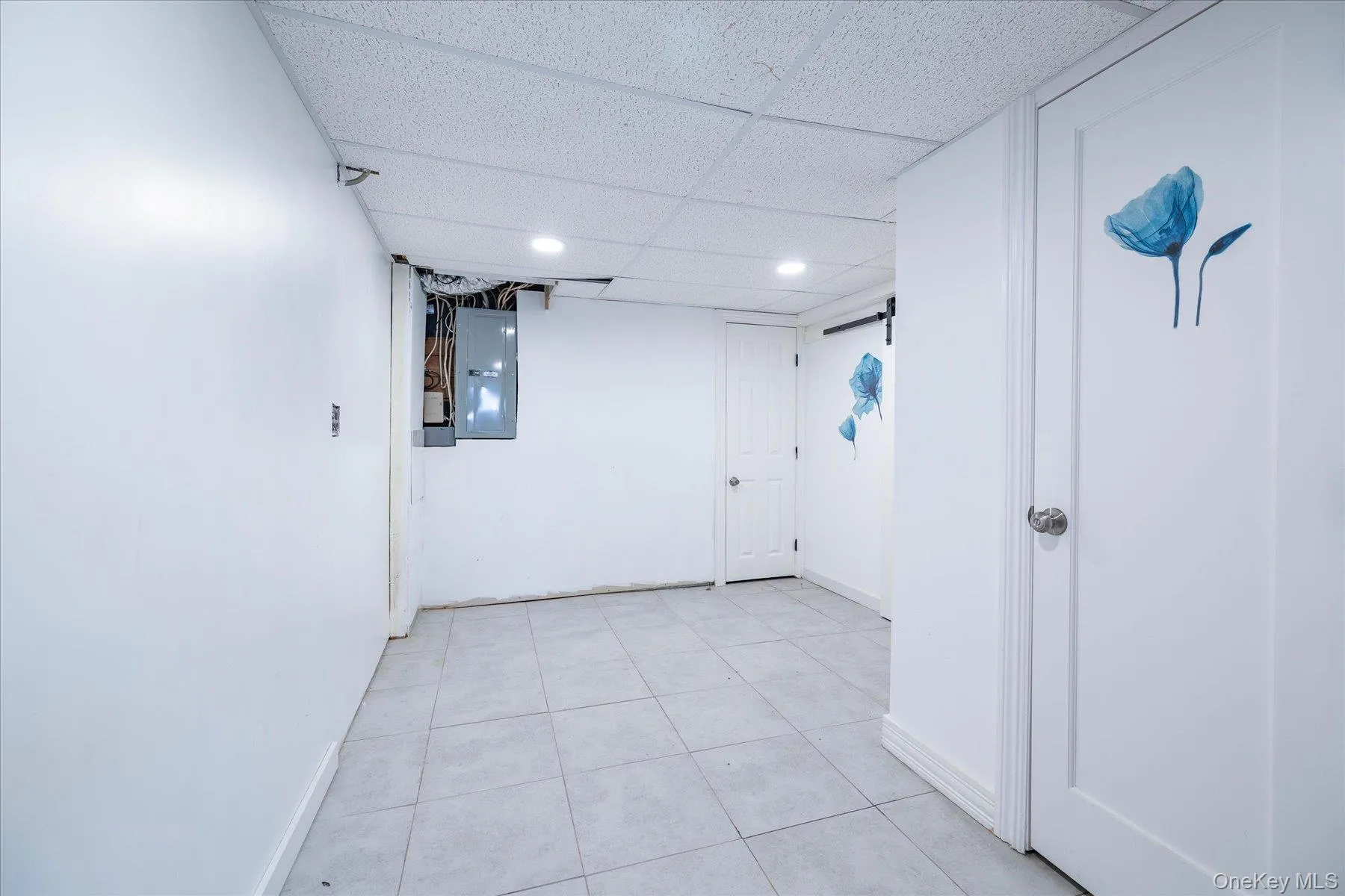 Bonus room, Office, gym, playroom Bonus room, Office, gym, playroom
