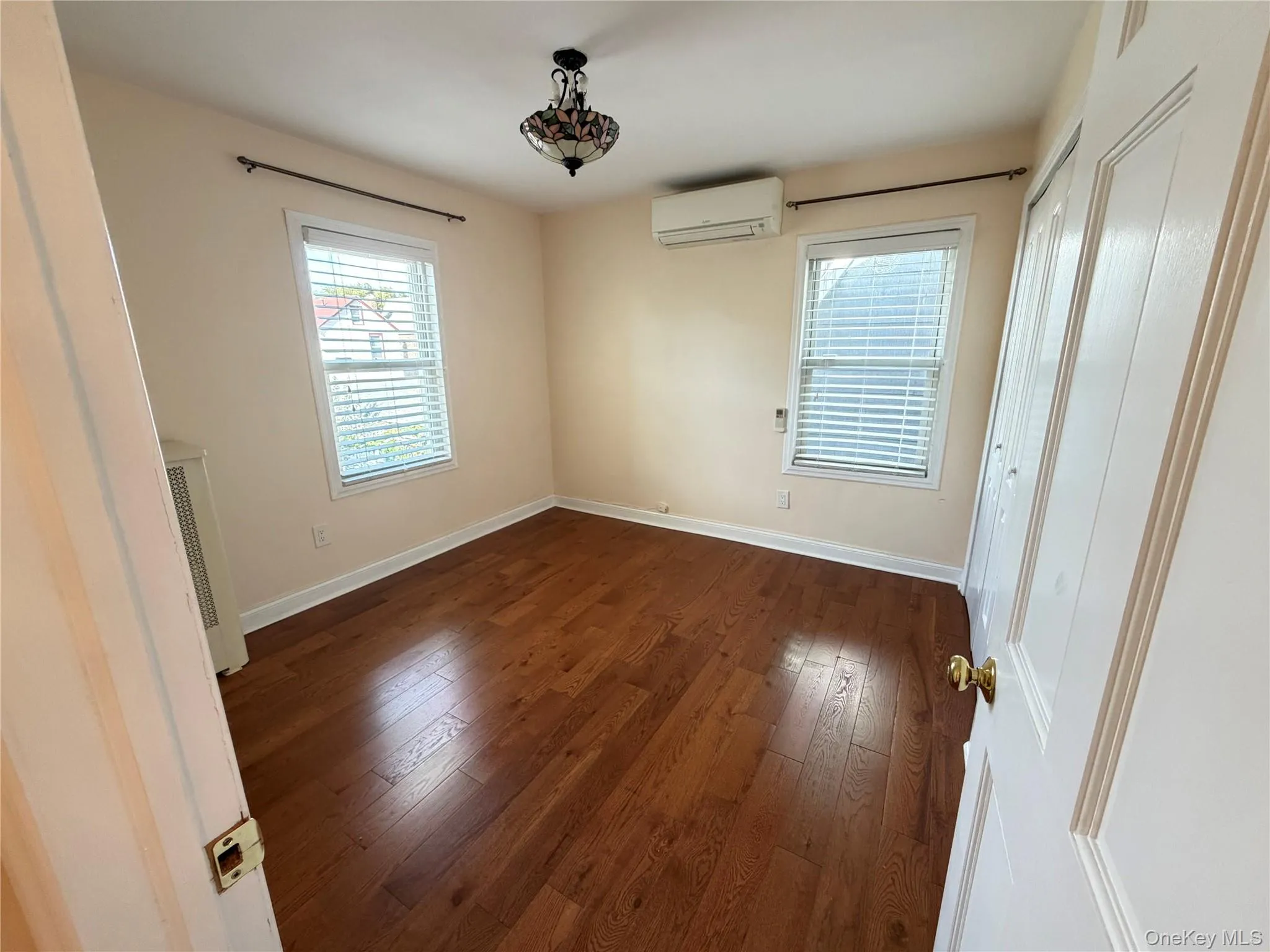 18917 45th Avenue, New York, NY, 4 Bedrooms Bedrooms, 10 Rooms Rooms,2 BathroomsBathrooms,Residential Lease,For Rent,45th,0,1055133 18917 45th Avenue, New York, NY, 4 Bedrooms Bedrooms, 10 Rooms Rooms,2 BathroomsBathrooms,Residential Lease,For Rent,45th,0,1055133
