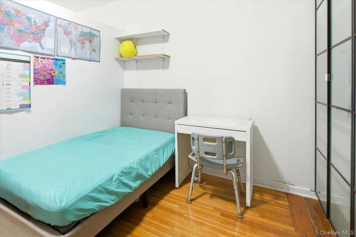 68-61 Yellowstone Boulevard, New York, NY, 1 Bedroom Bedrooms, 4 Rooms Rooms,1 BathroomBathrooms,Residential,For Rent,Yellowstone,0,1055144 68-61 Yellowstone Boulevard, New York, NY, 1 Bedroom Bedrooms, 4 Rooms Rooms,1 BathroomBathrooms,Residential,For Rent,Yellowstone,0,1055144