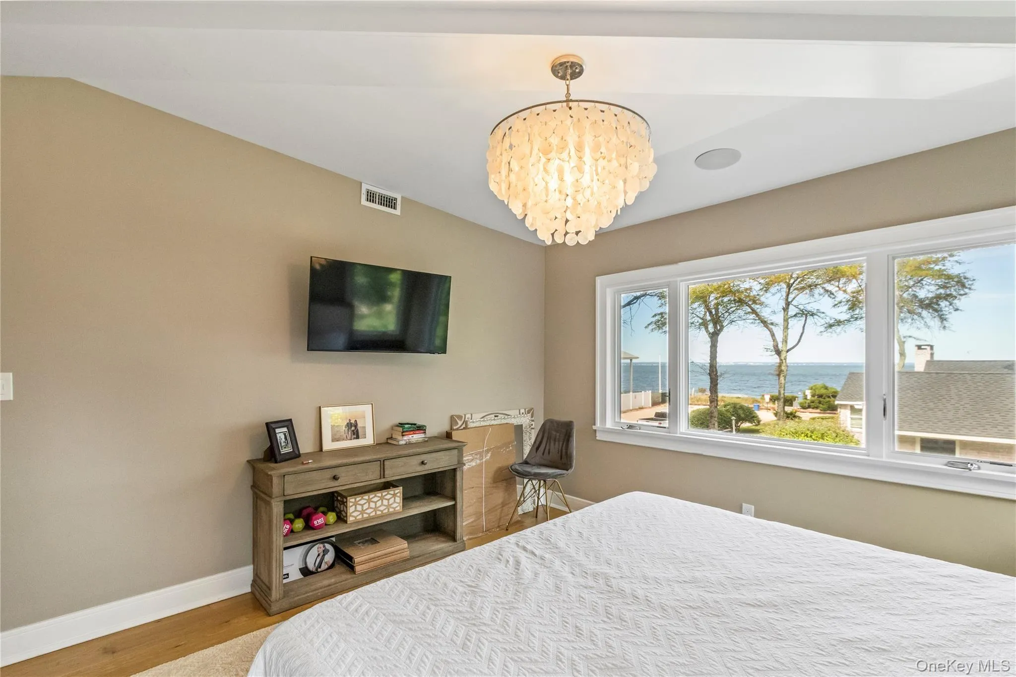 5 Washington Avenue, Oyster Bay, NY, 4 Bedroom Bedrooms, 12 Room Rooms,4 BathroomBathrooms,Residential Lease,For Rent,Washington,0,1055150 5 Washington Avenue, Oyster Bay, NY, 4 Bedroom Bedrooms, 12 Room Rooms,4 BathroomBathrooms,Residential Lease,For Rent,Washington,0,1055150