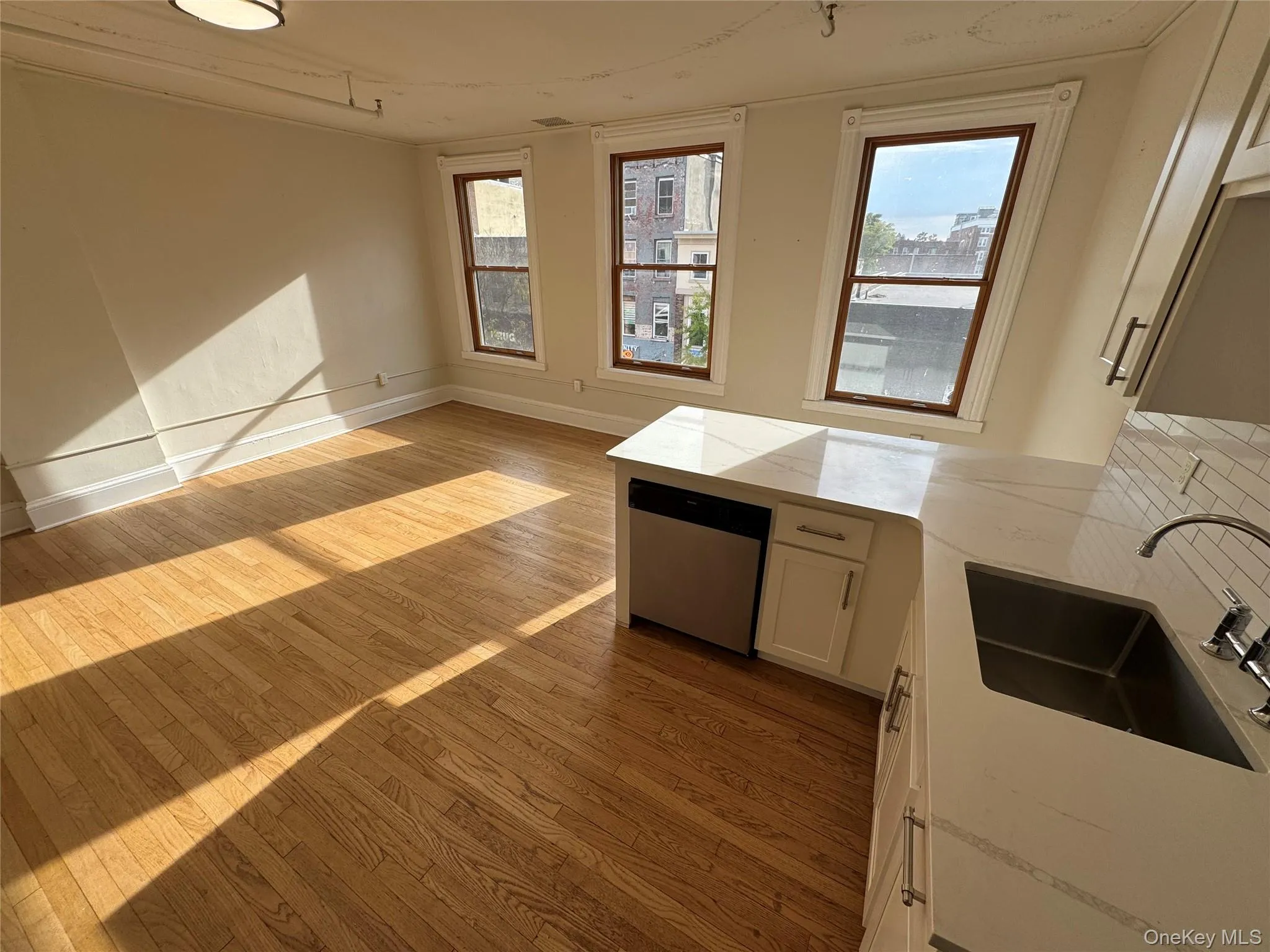317 Main Street, Poughkeepsie, NY, 1 Bedroom Bedrooms, 3 Rooms Rooms,1 BathroomBathrooms,Residential Lease,For Rent,Main,0,1055157 317 Main Street, Poughkeepsie, NY, 1 Bedroom Bedrooms, 3 Rooms Rooms,1 BathroomBathrooms,Residential Lease,For Rent,Main,0,1055157