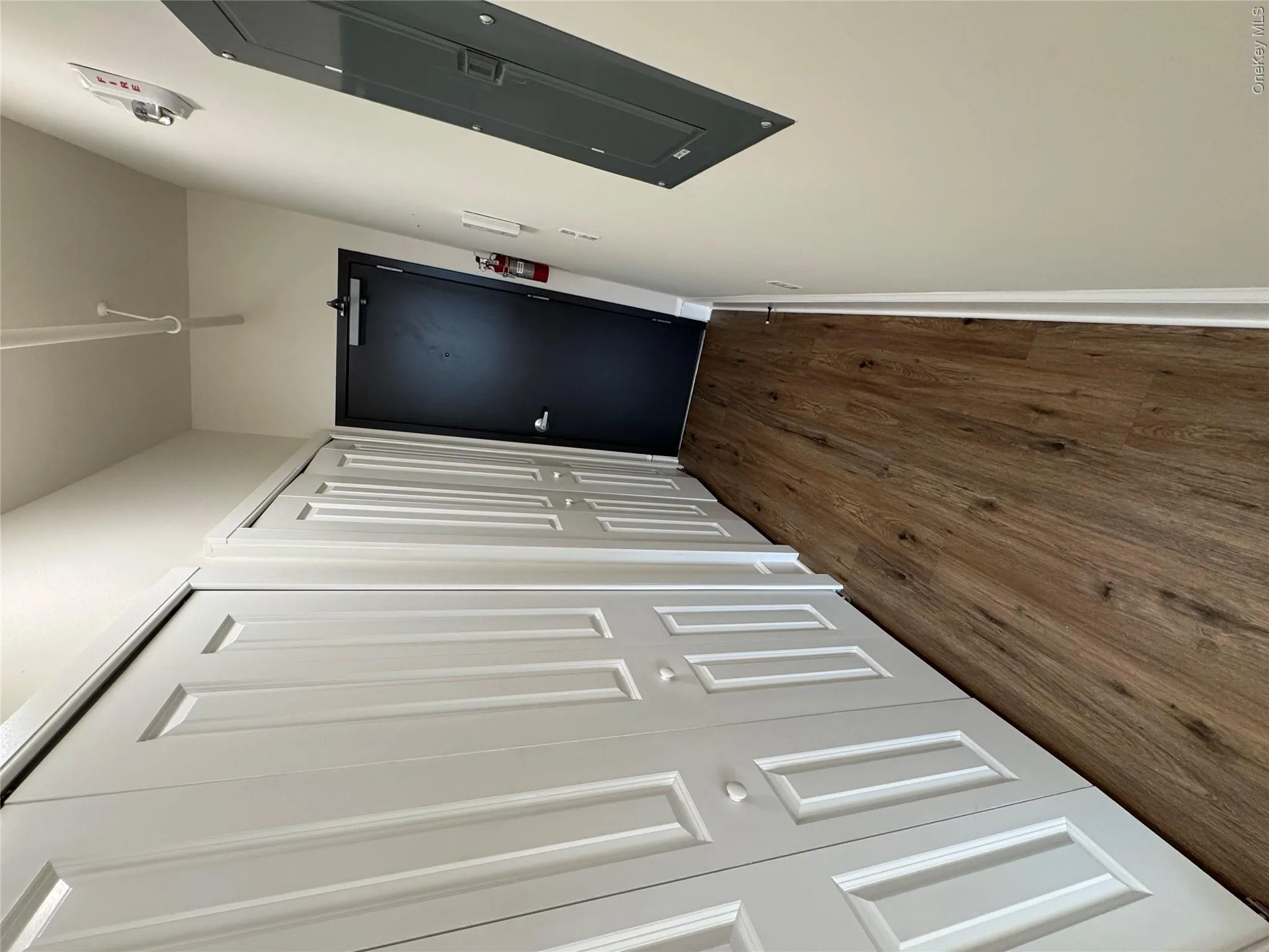 317 Main Street, Poughkeepsie, NY, 1 Bedroom Bedrooms, 3 Rooms Rooms,1 BathroomBathrooms,Residential Lease,For Rent,Main,0,1055157 317 Main Street, Poughkeepsie, NY, 1 Bedroom Bedrooms, 3 Rooms Rooms,1 BathroomBathrooms,Residential Lease,For Rent,Main,0,1055157