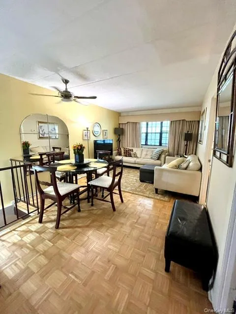 6809 242nd Street, New York, NY, 2 Bedrooms Bedrooms, 4 Rooms Rooms,1 BathroomBathrooms,Residential,For Rent,242nd,0,1055162 6809 242nd Street, New York, NY, 2 Bedrooms Bedrooms, 4 Rooms Rooms,1 BathroomBathrooms,Residential,For Rent,242nd,0,1055162