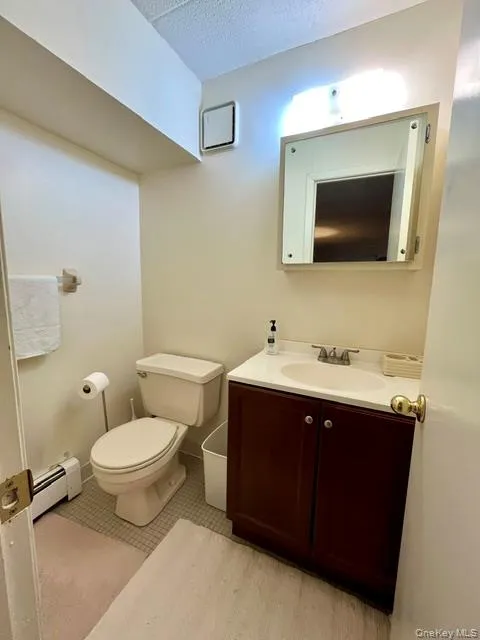 6809 242nd Street, New York, NY, 2 Bedrooms Bedrooms, 4 Rooms Rooms,1 BathroomBathrooms,Residential,For Rent,242nd,0,1055162 6809 242nd Street, New York, NY, 2 Bedrooms Bedrooms, 4 Rooms Rooms,1 BathroomBathrooms,Residential,For Rent,242nd,0,1055162